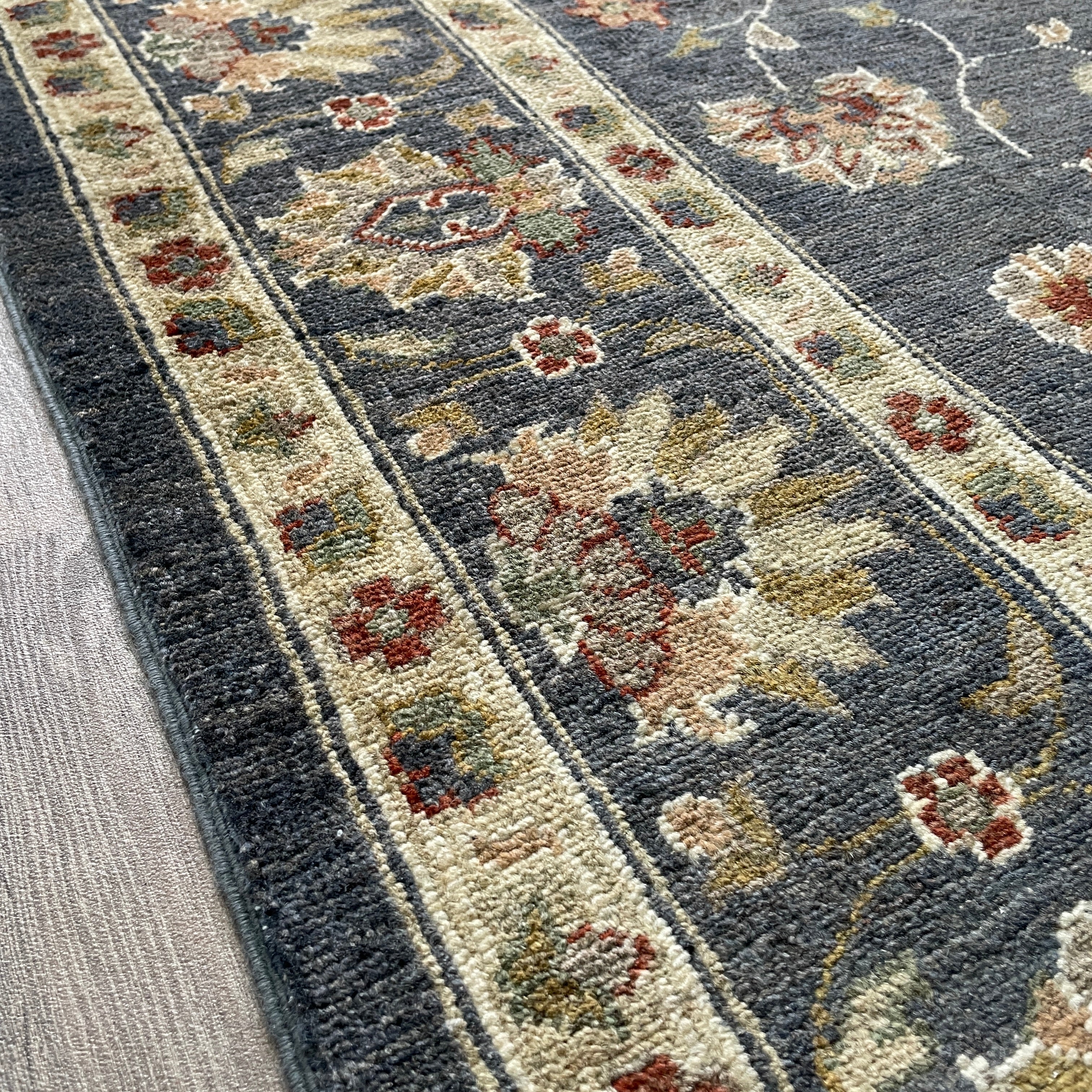Afghan Sultanabad Rug