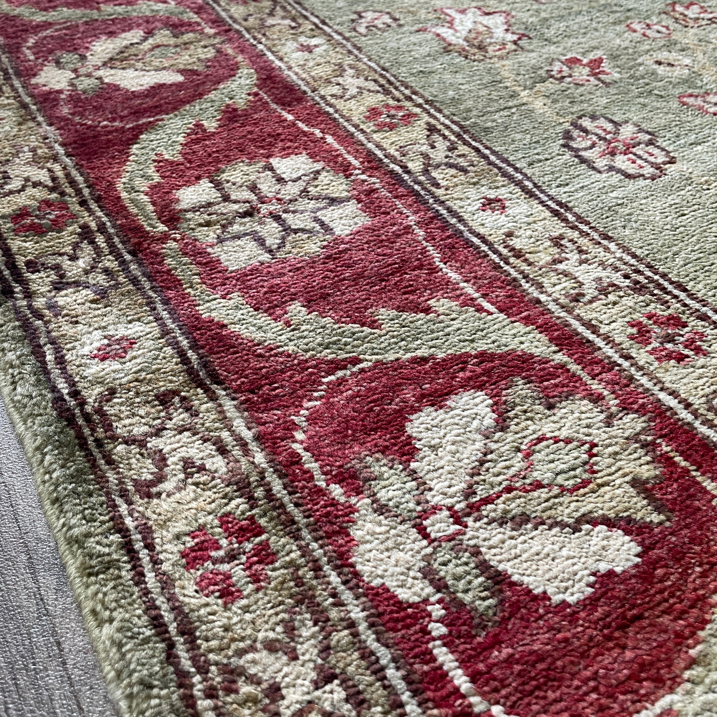 Afghan Sultanabad Rug