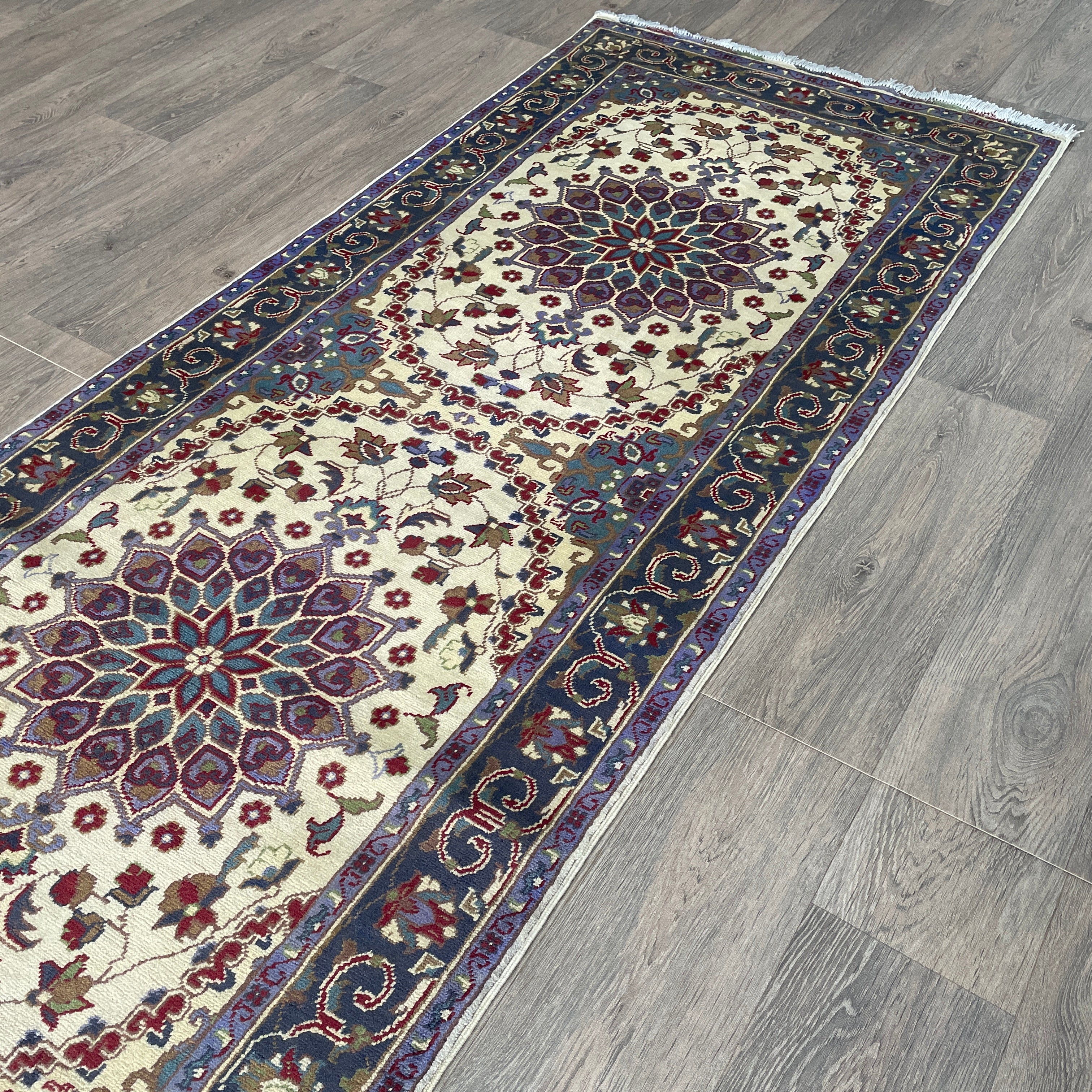 Fine Persian Parak Runner (Merino Wool)