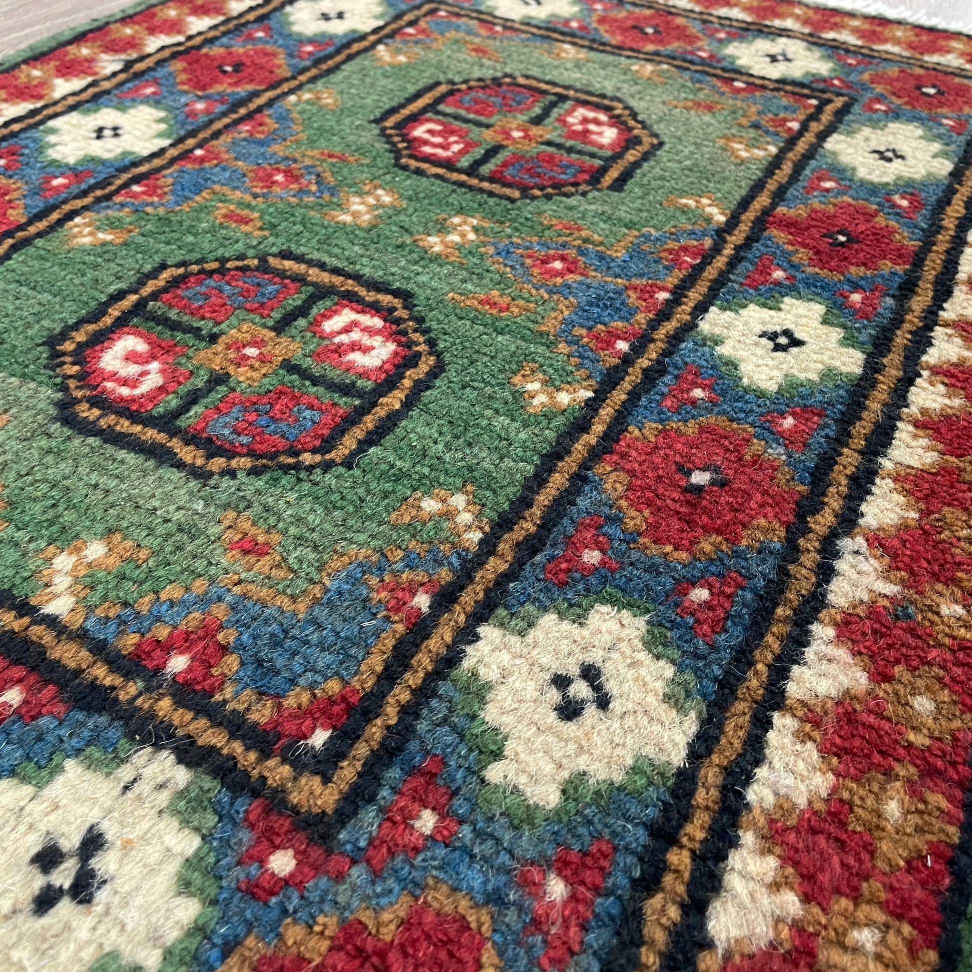 77 x 52 cm | Afghan Aqcha Door Mat