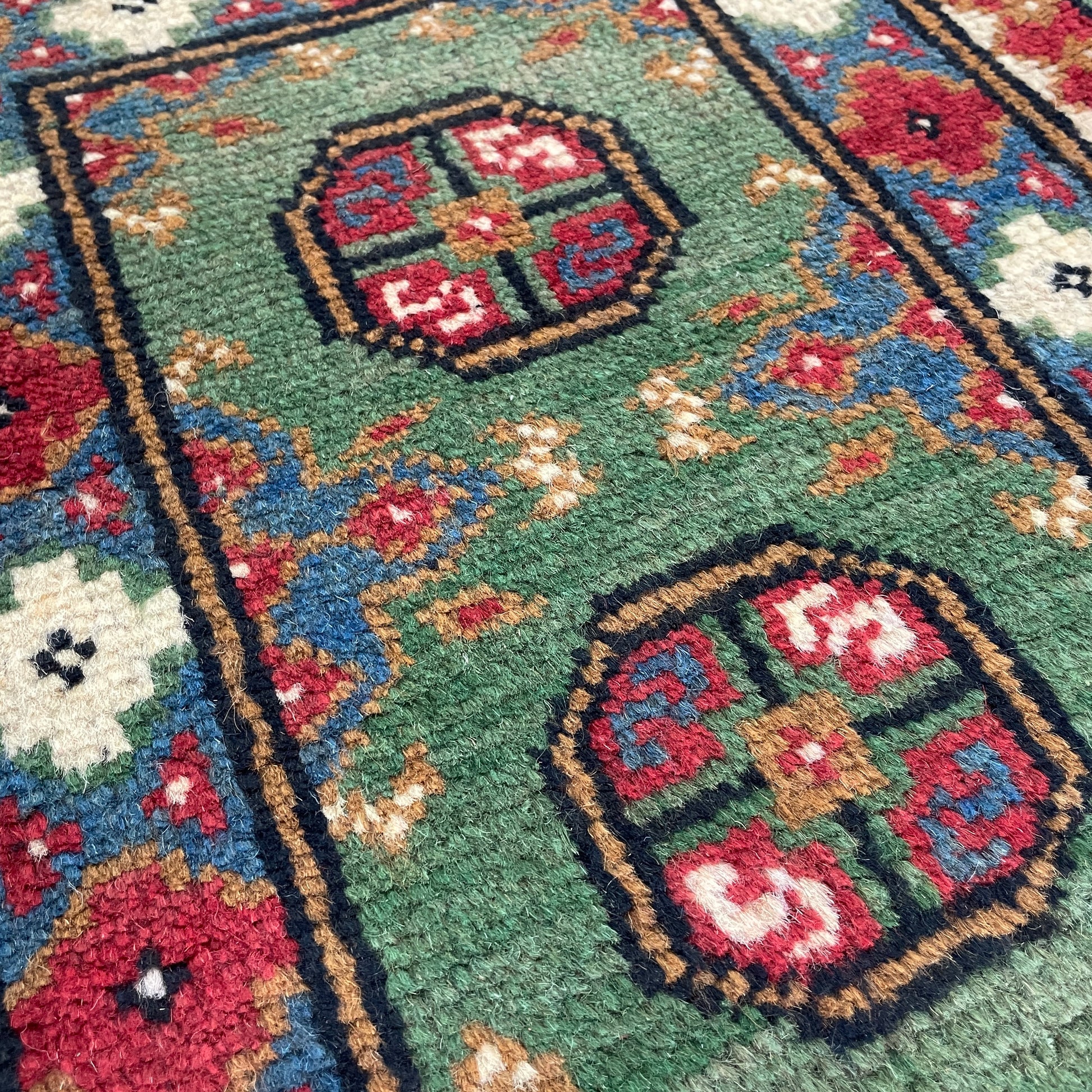 77 x 52 cm | Afghan Aqcha Door Mat