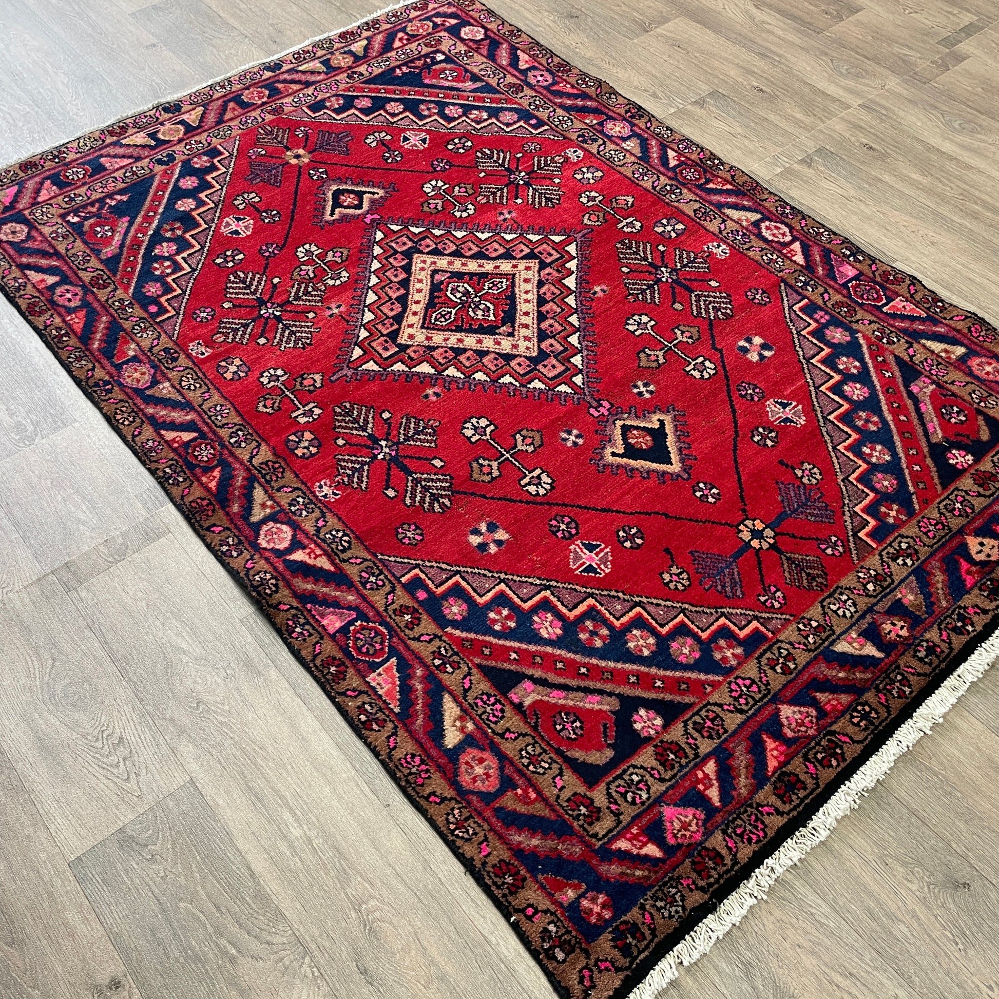 196 x 128 cm | Persiann Hamadan Rug (Old 1970)
