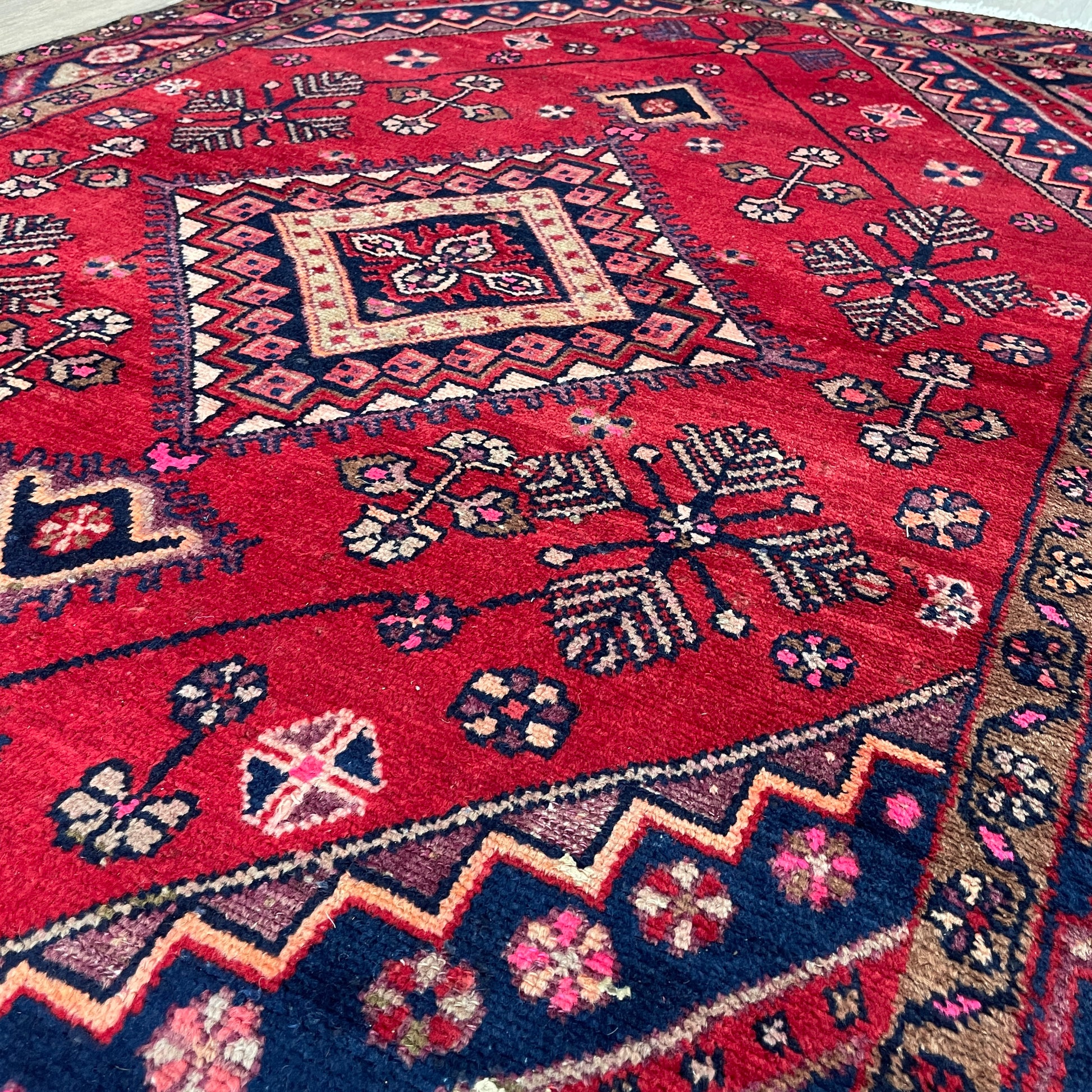 196 x 128 cm | Persiann Hamadan Rug (Old 1970)
