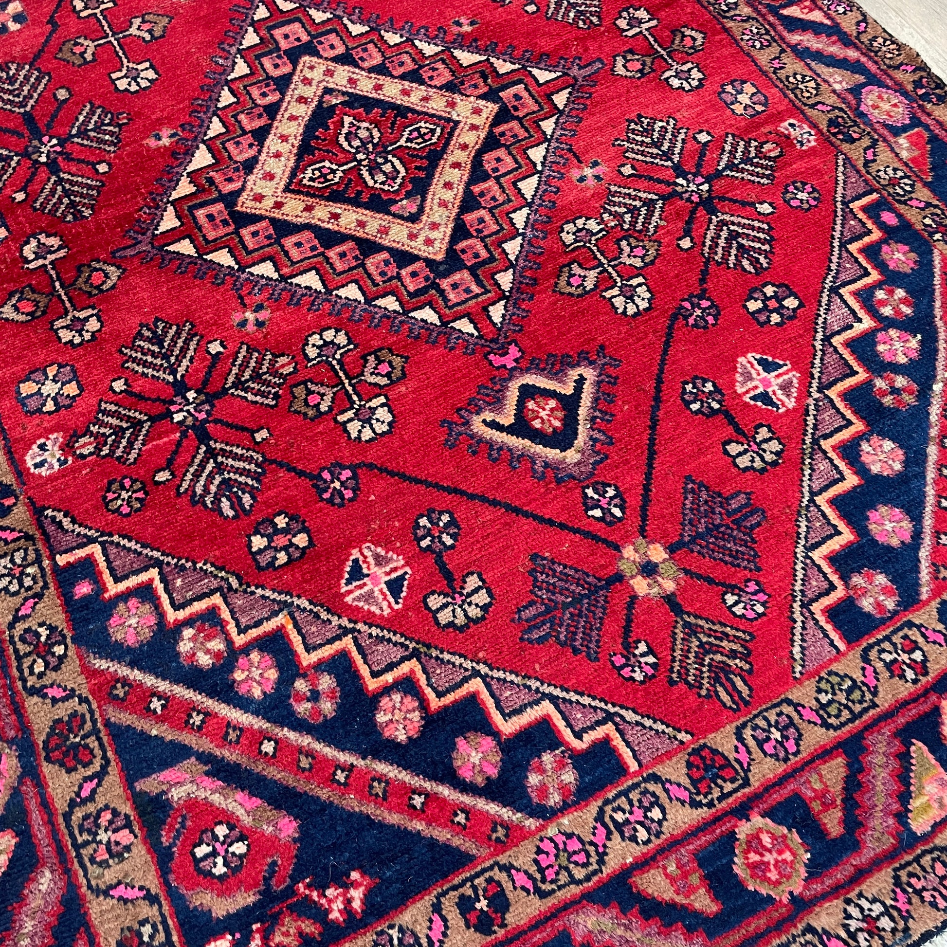 196 x 128 cm | Persiann Hamadan Rug (Old 1970)