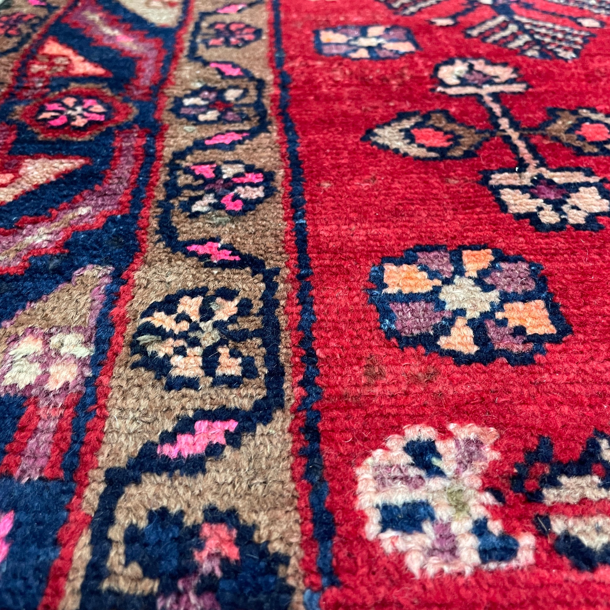 196 x 128 cm | Persiann Hamadan Rug (Old 1970)