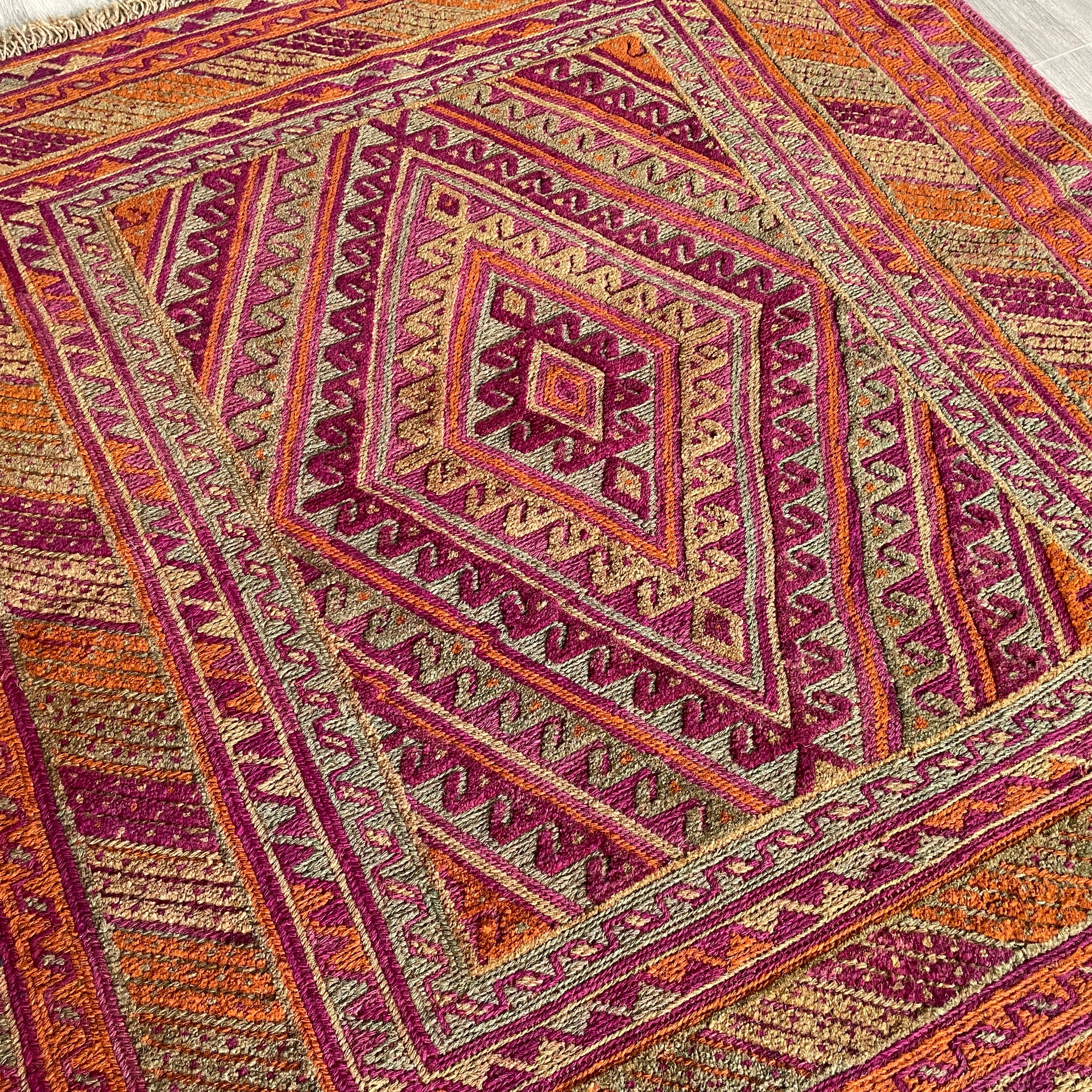 Afghan Mushwani Rug