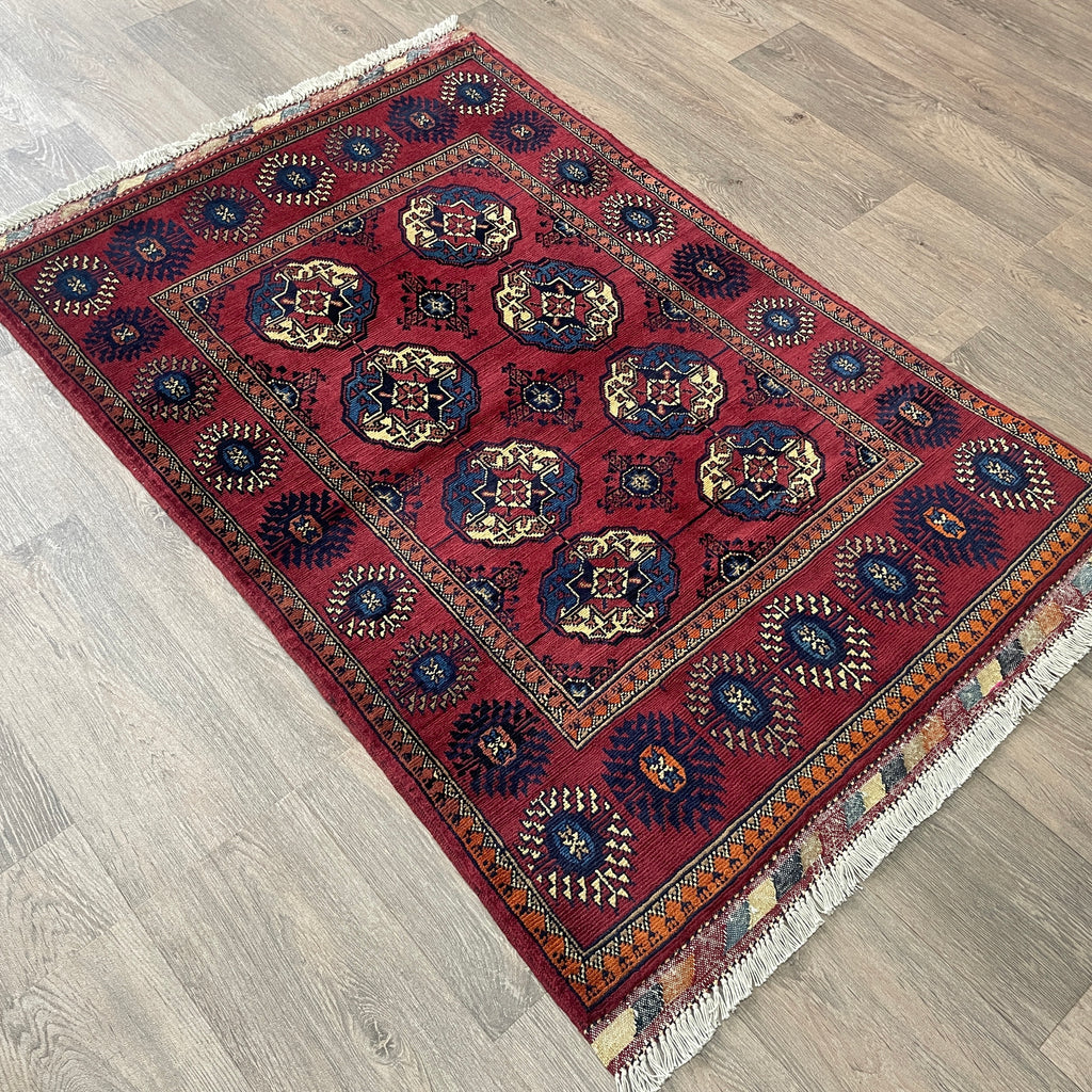 Fine Turkmen Tekke Rug (Merino Wool)