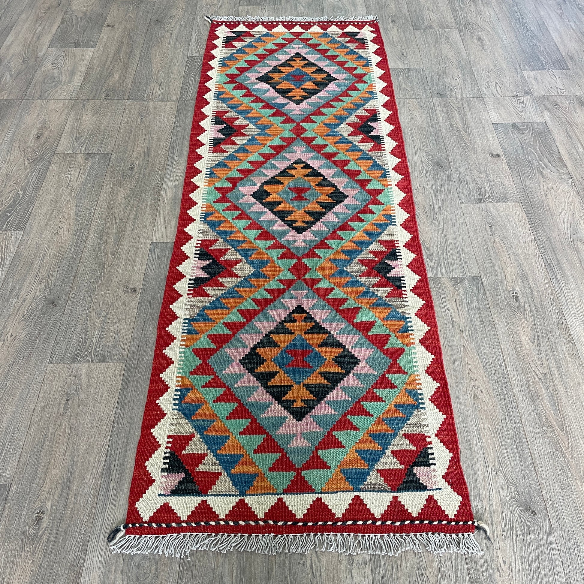 196 x 65 cm | Afghan Kilim Runner