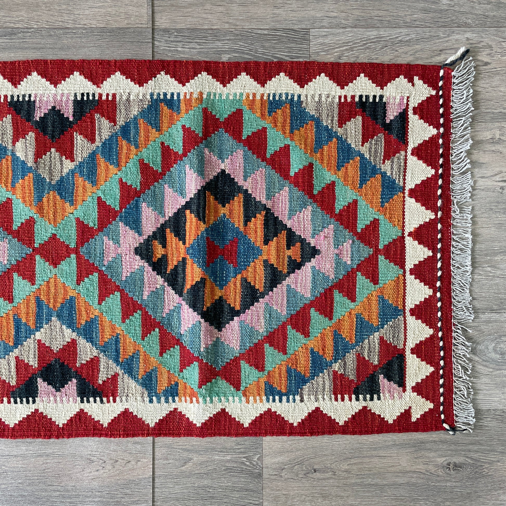 196 x 65 cm | Afghan Kilim Runner