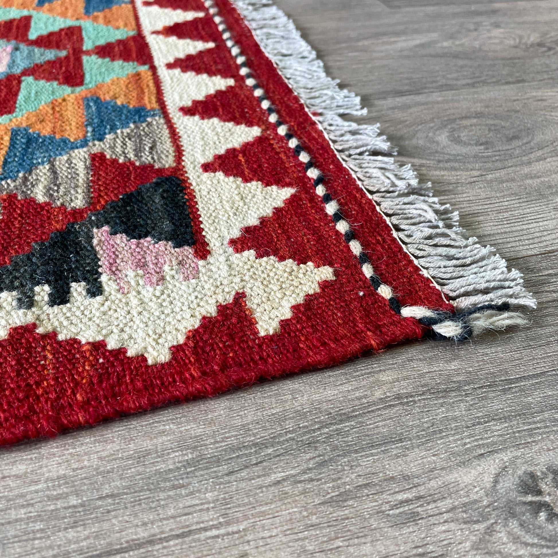 196 x 65 cm | Afghan Kilim Runner