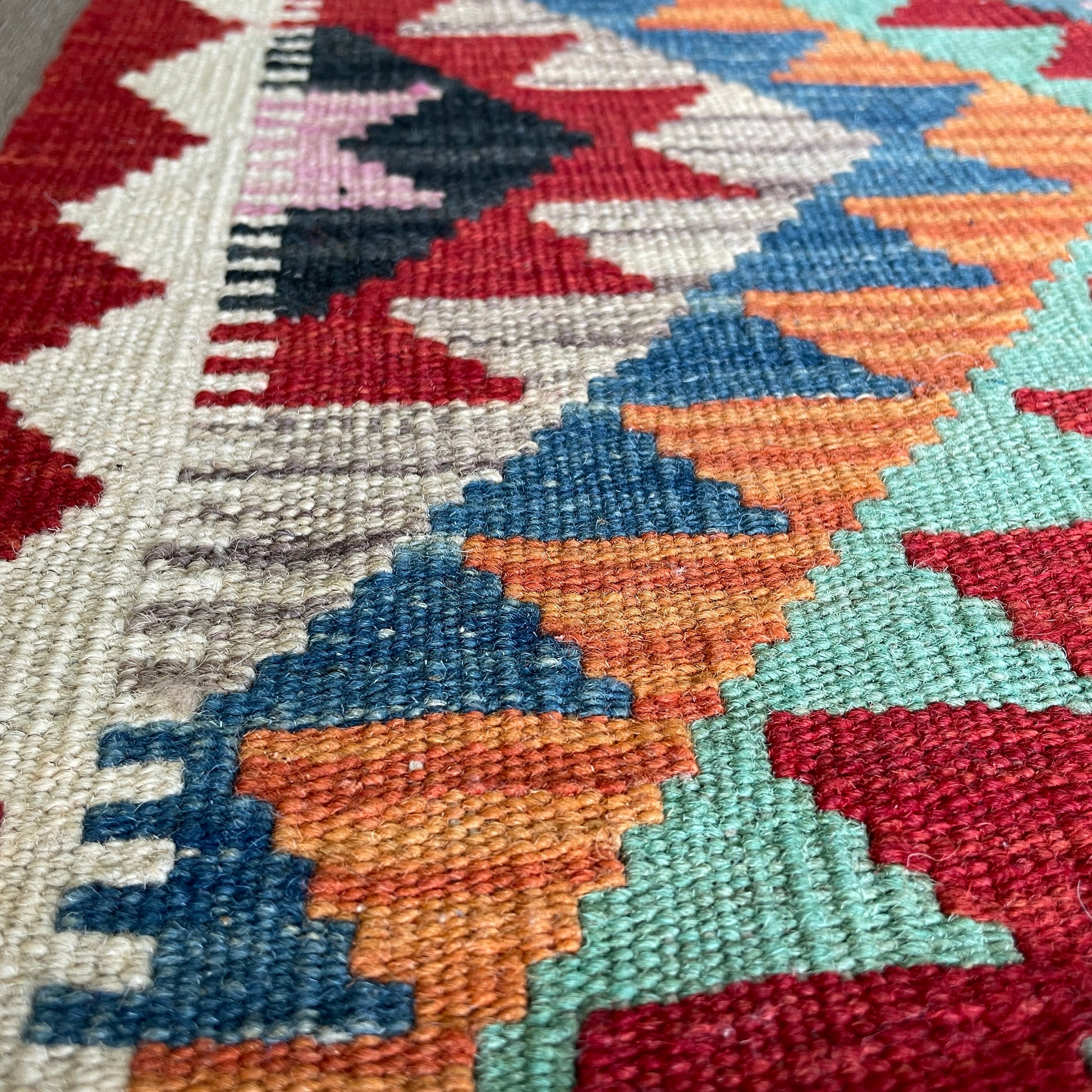 196 x 65 cm | Afghan Kilim Runner