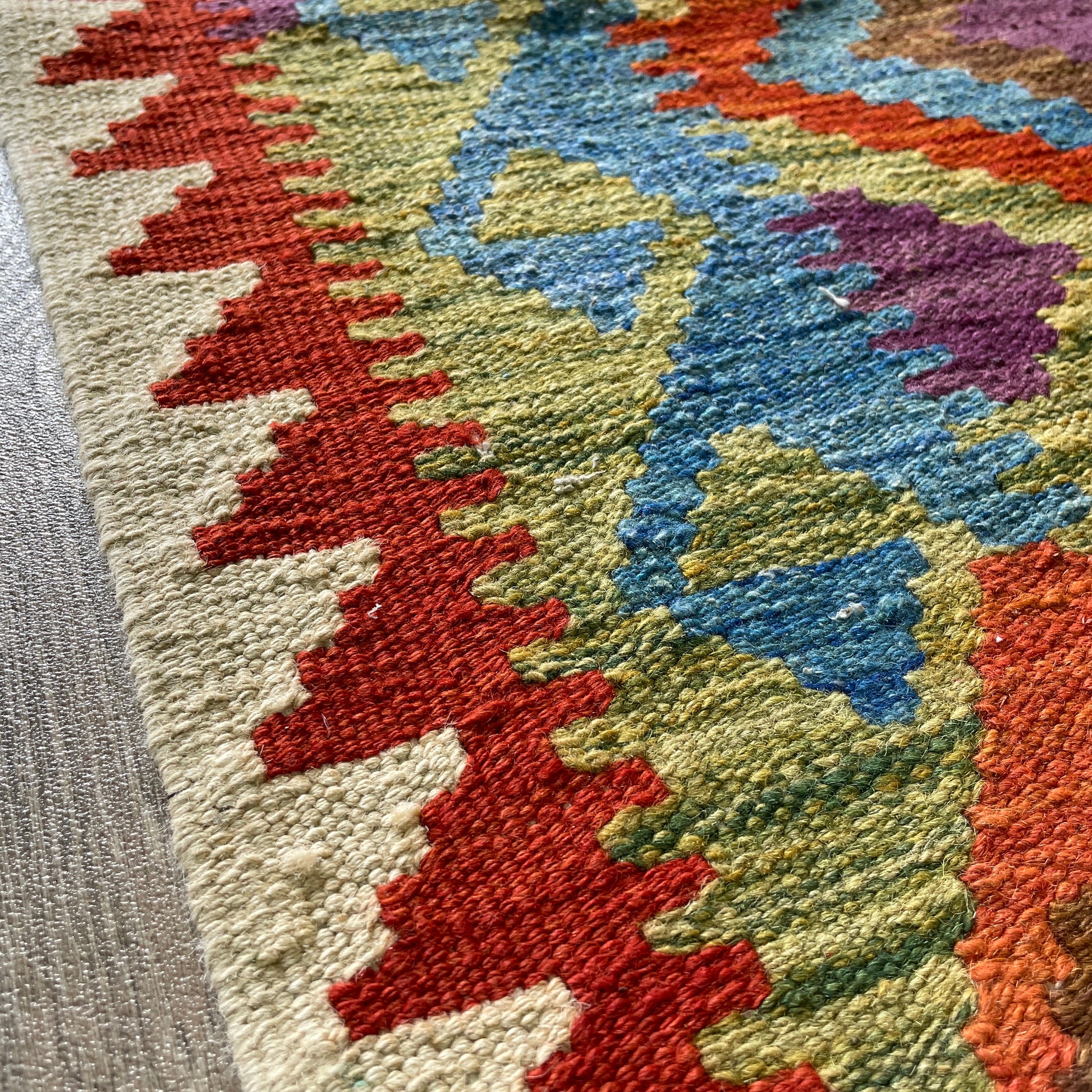 193 x 72 cm | Afghan Kilim Runner