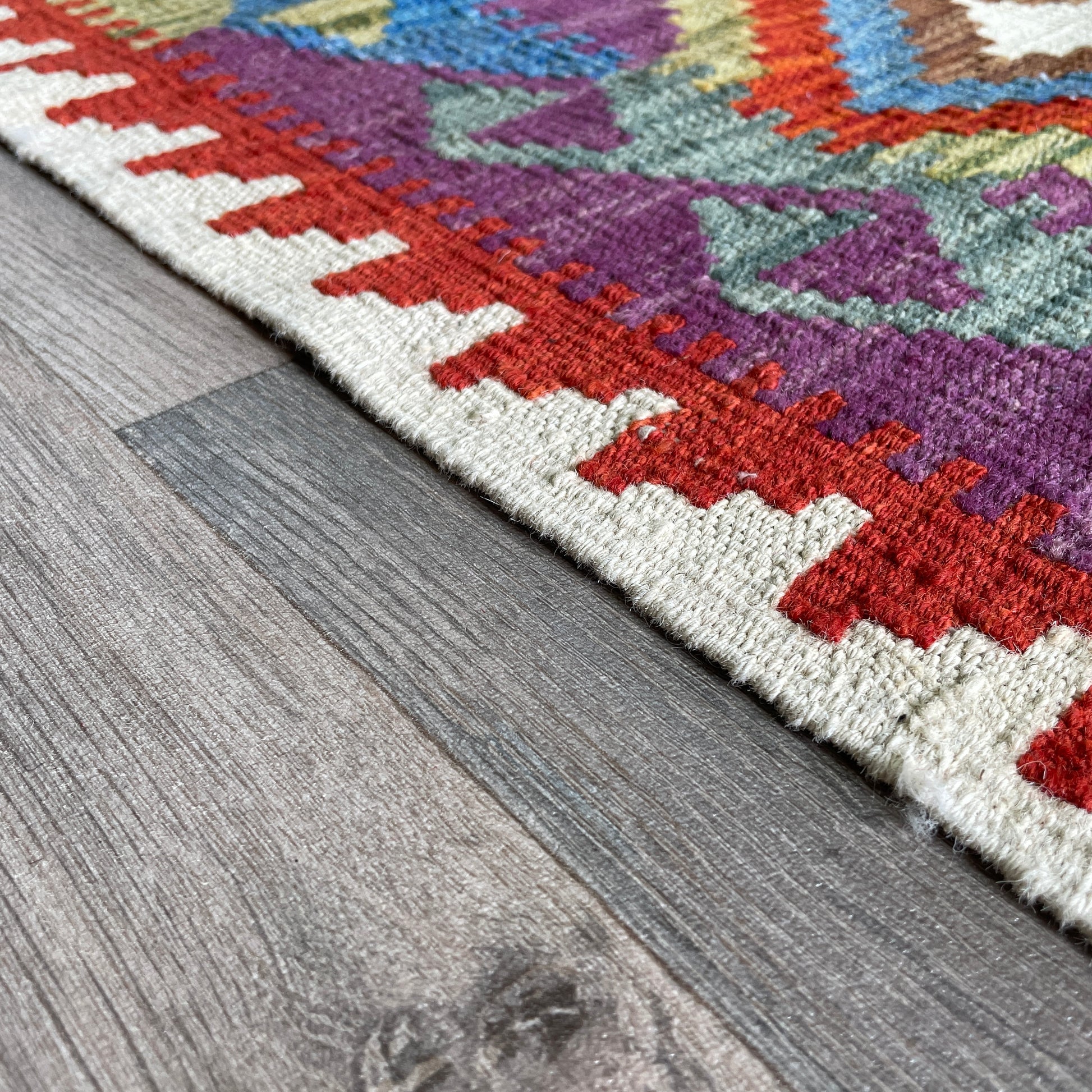 193 x 72 cm | Afghan Kilim Runner