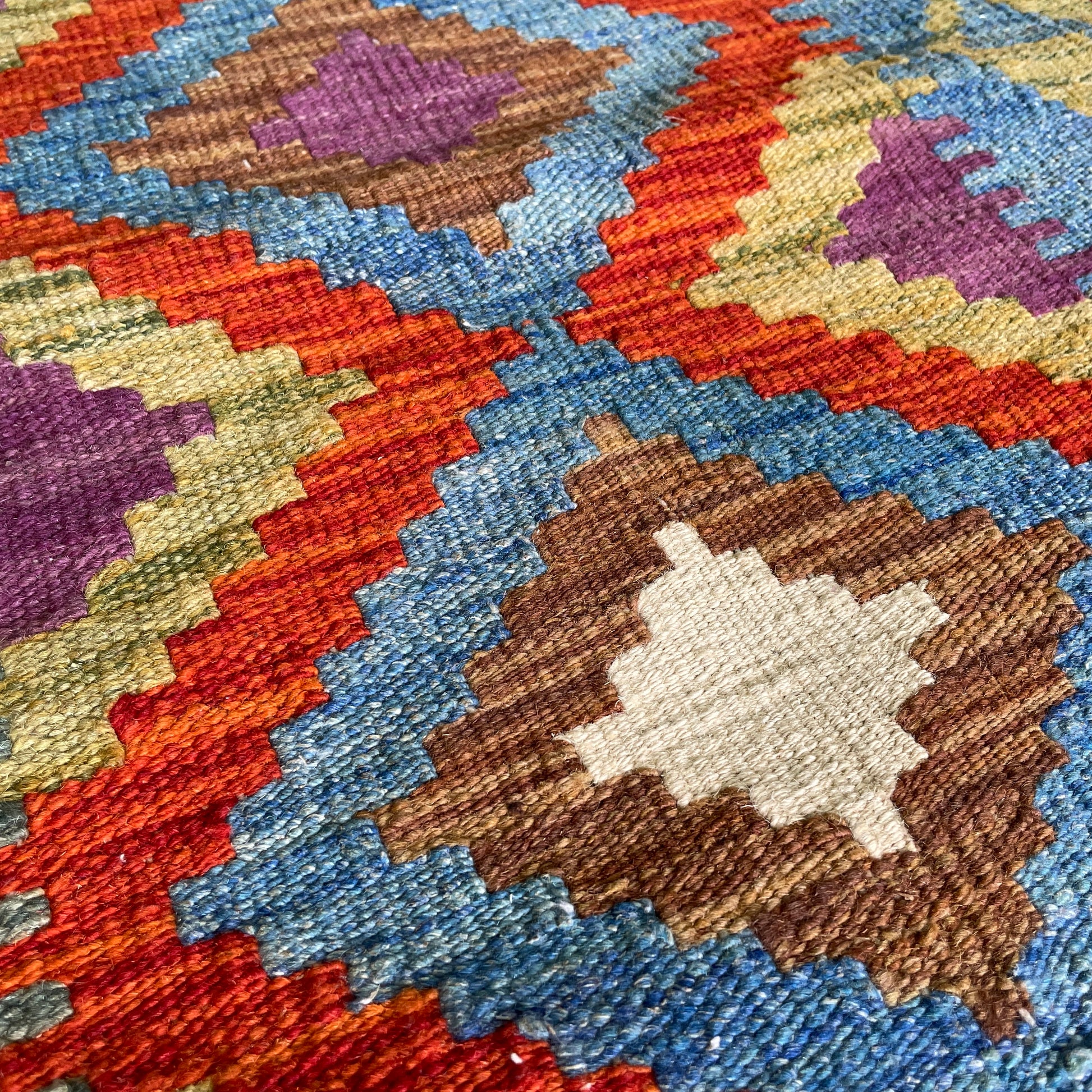 193 x 72 cm | Afghan Kilim Runner