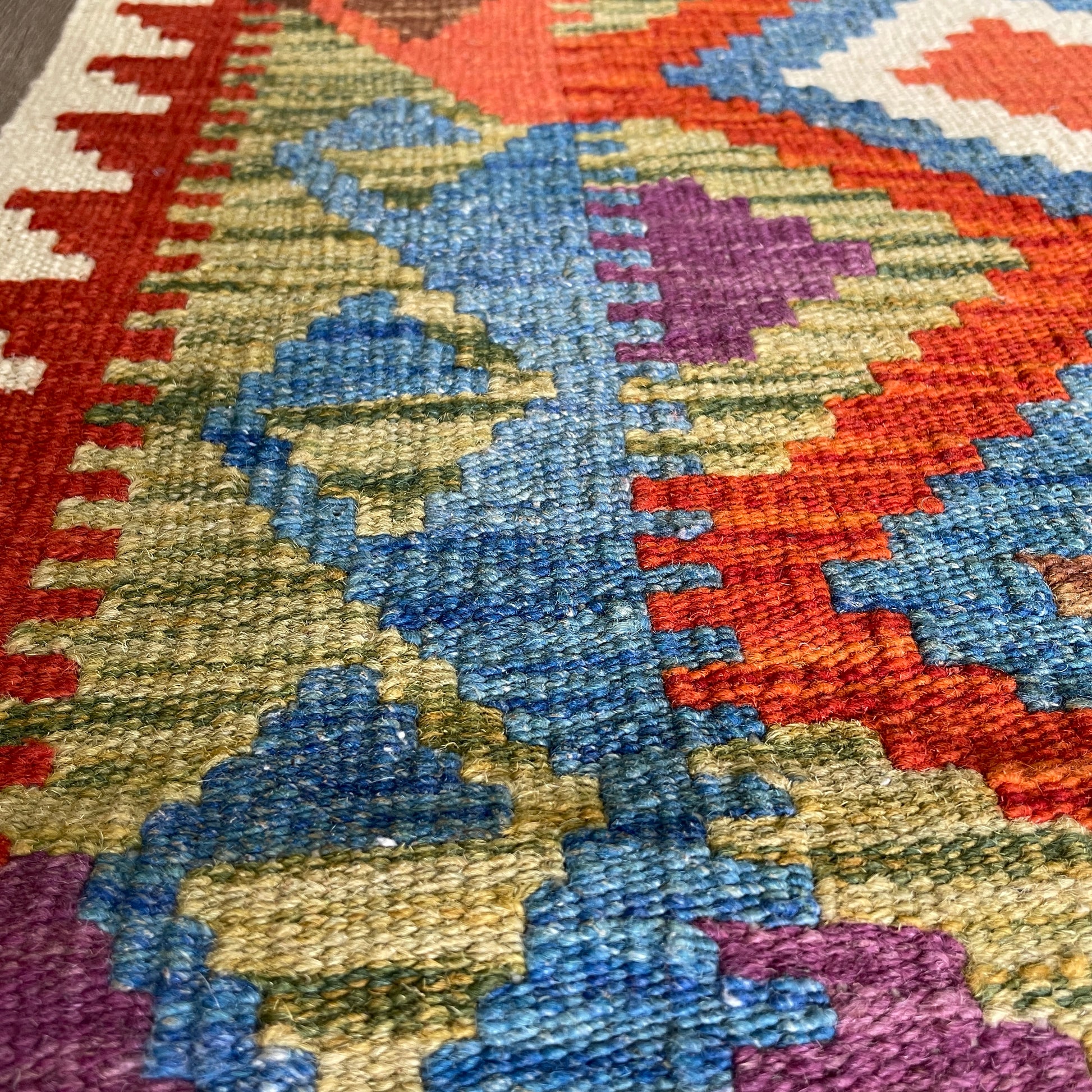 193 x 72 cm | Afghan Kilim Runner