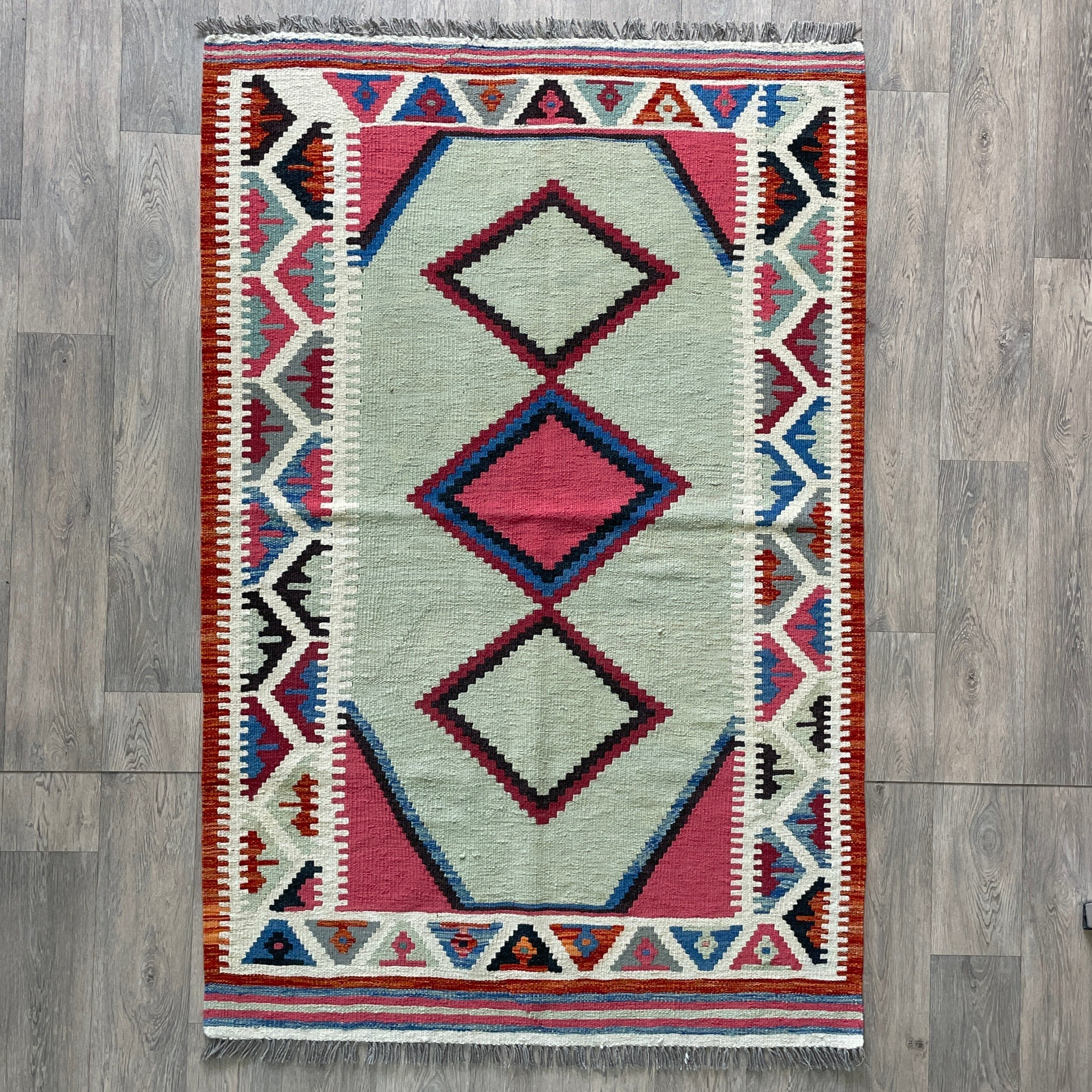 188 x 120 cm | Afghan Chubi Kilim Rug