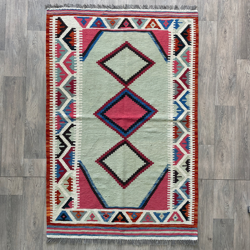 188 x 120 cm | Afghan Chubi Kilim Rug