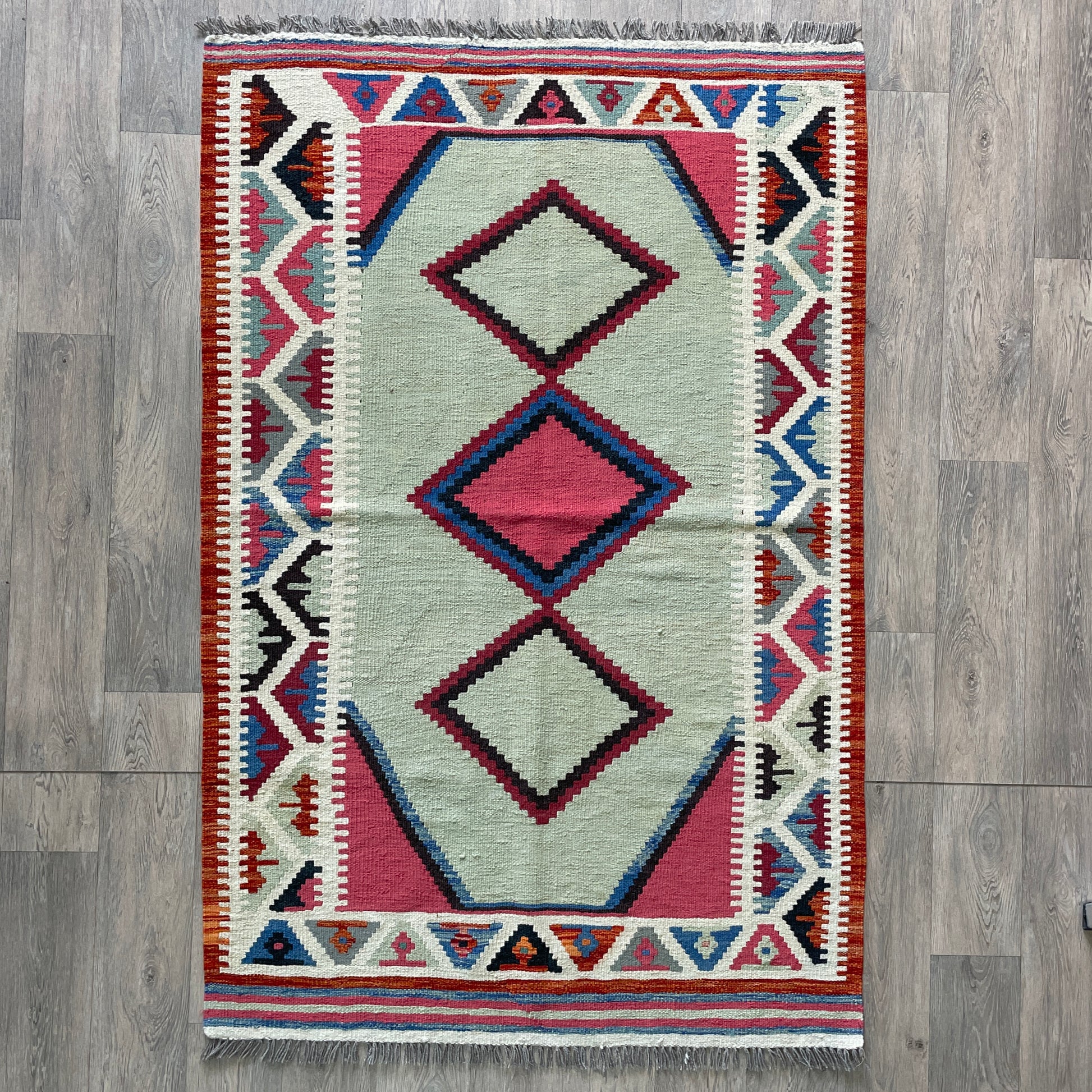 188 x 120 cm | Afghan Chubi Kilim Rug