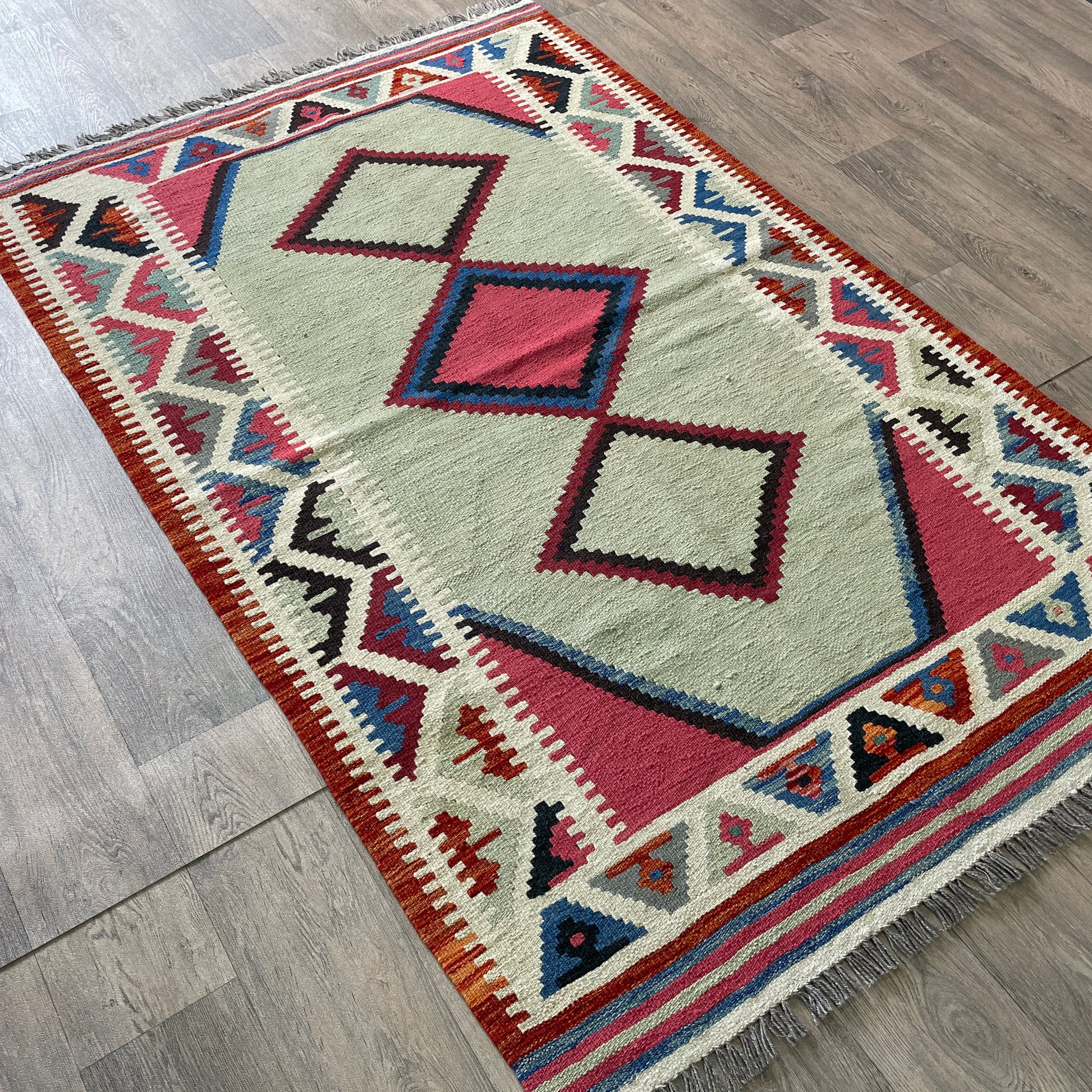 188 x 120 cm | Afghan Chubi Kilim Rug