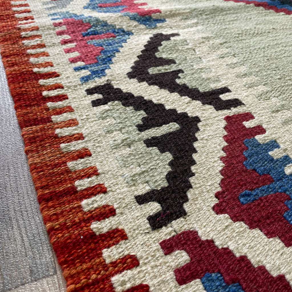 188 x 120 cm | Afghan Chubi Kilim Rug