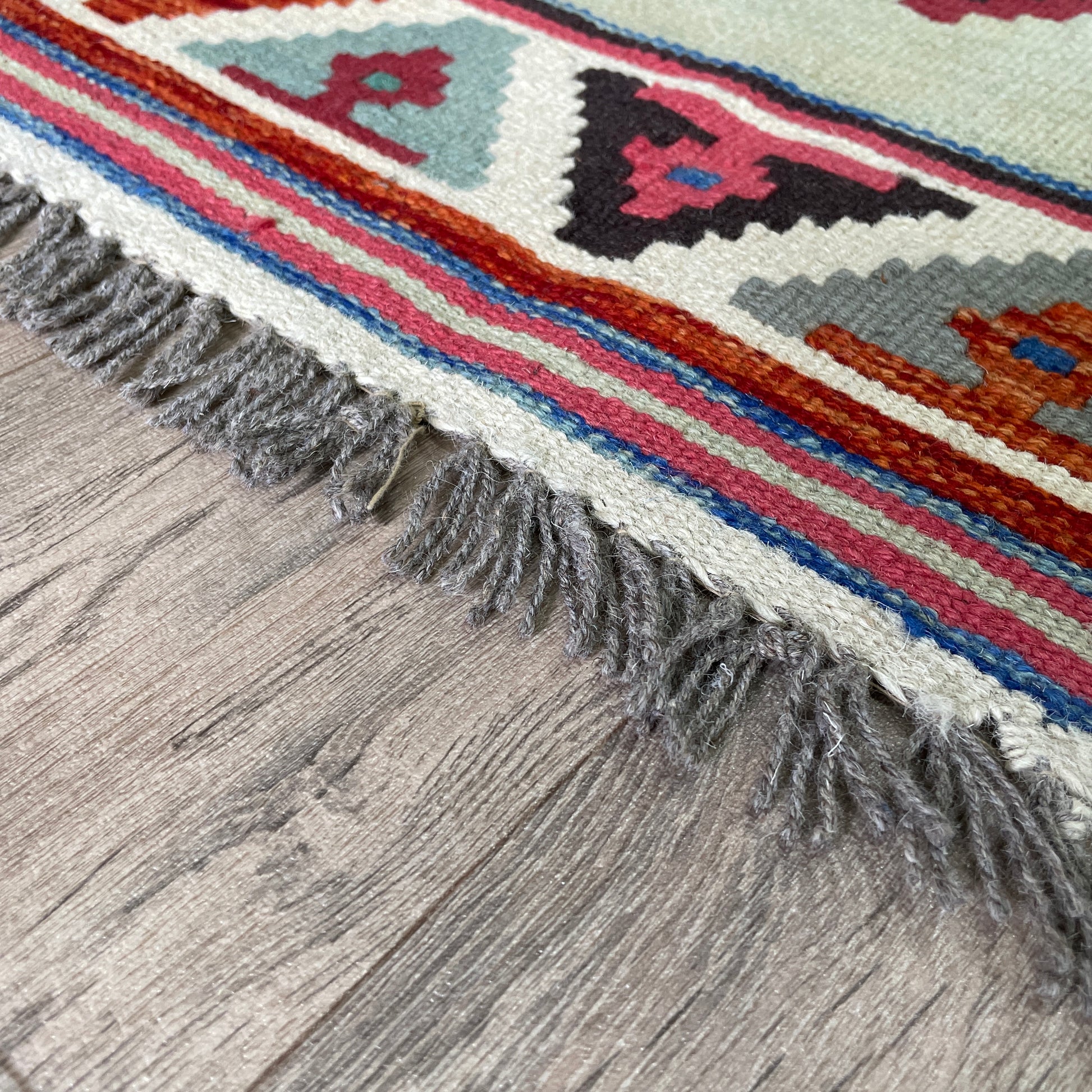 188 x 120 cm | Afghan Chubi Kilim Rug