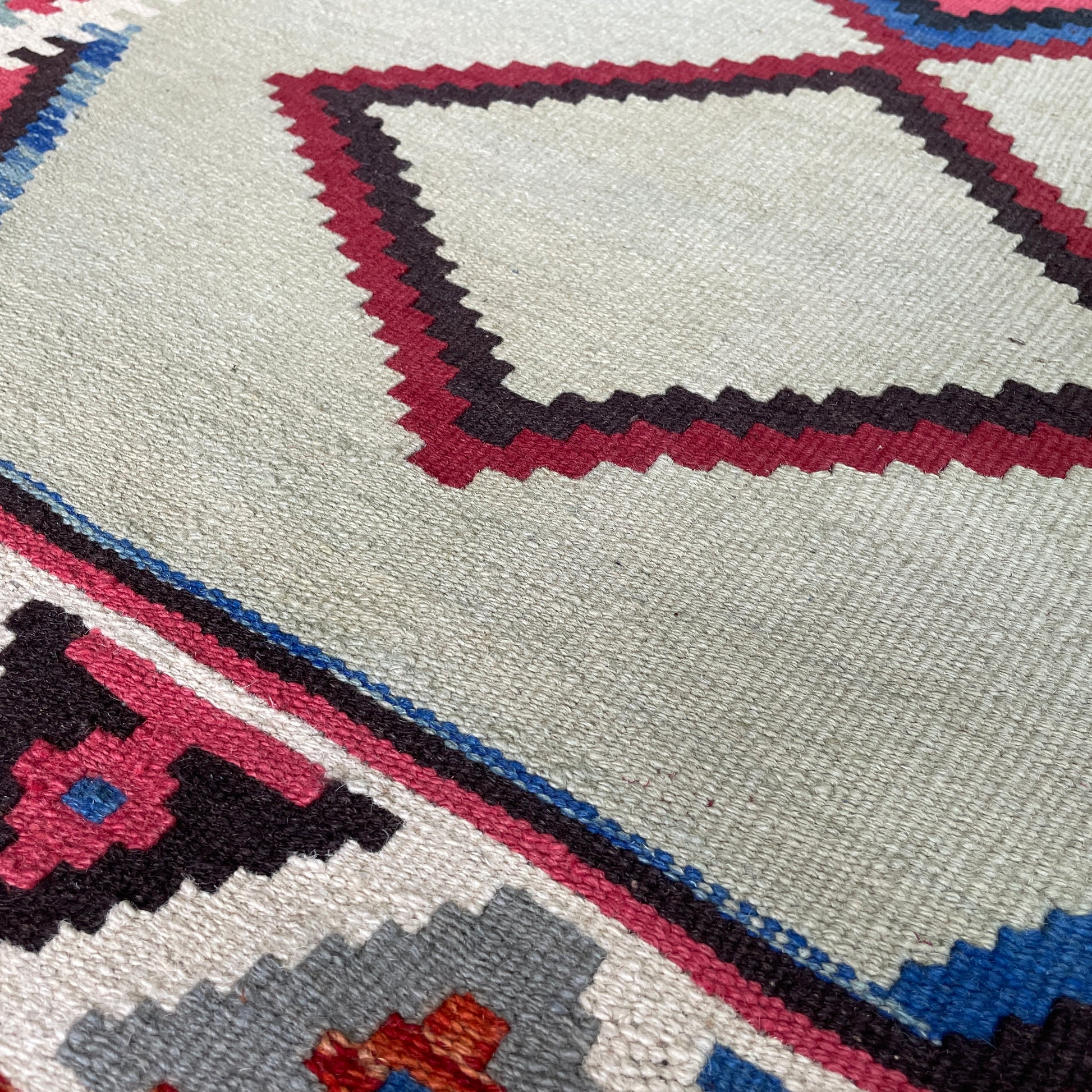 188 x 120 cm | Afghan Chubi Kilim Rug