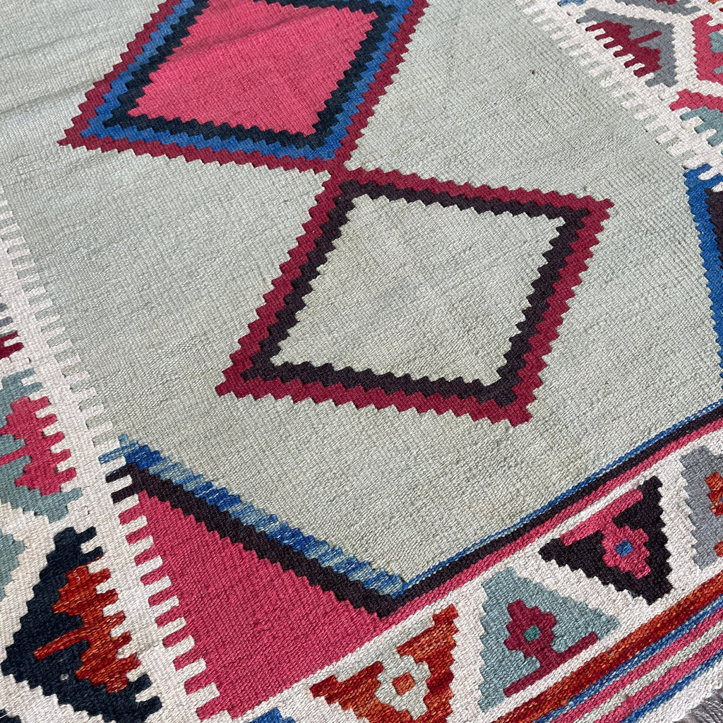 188 x 120 cm | Afghan Chubi Kilim Rug