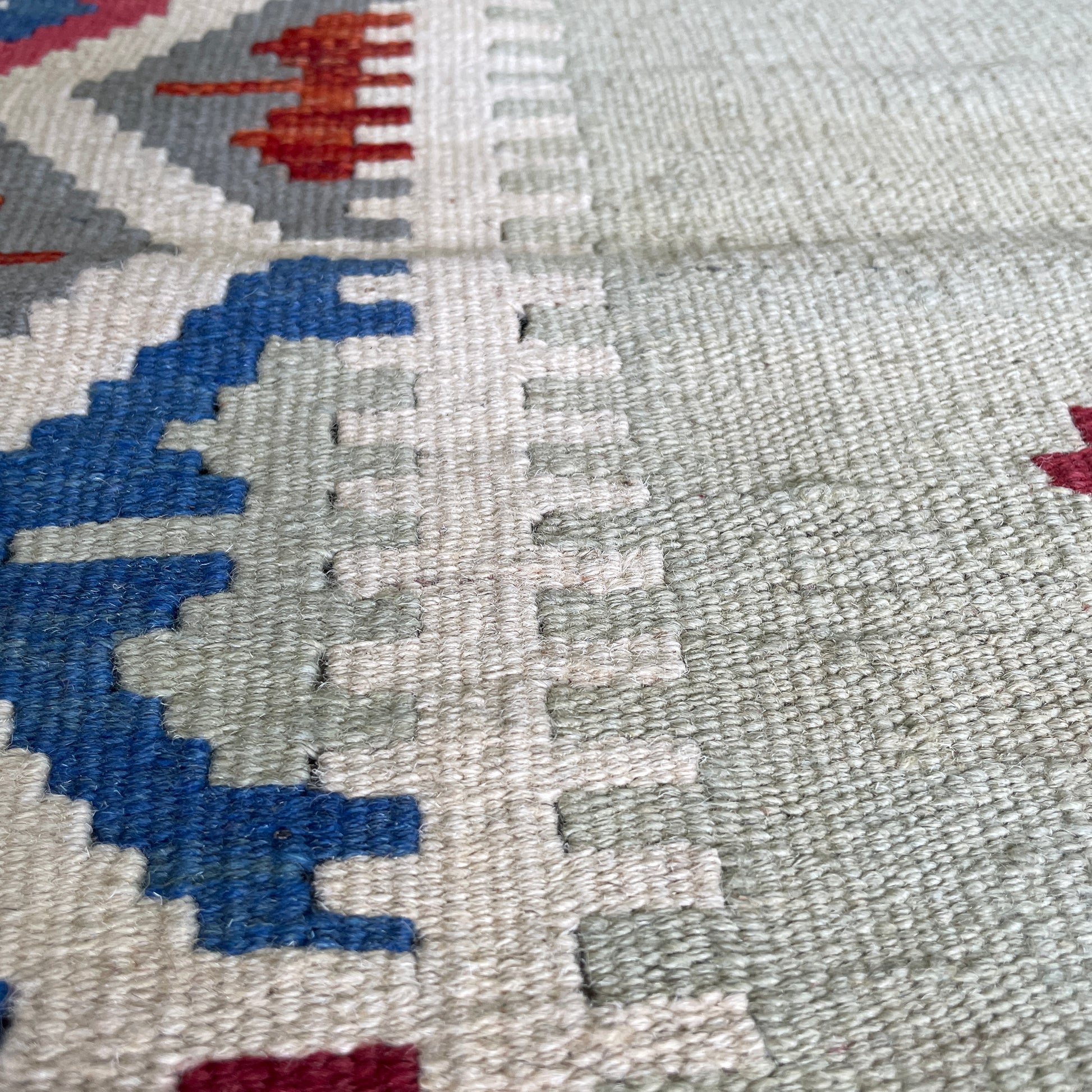 188 x 120 cm | Afghan Chubi Kilim Rug