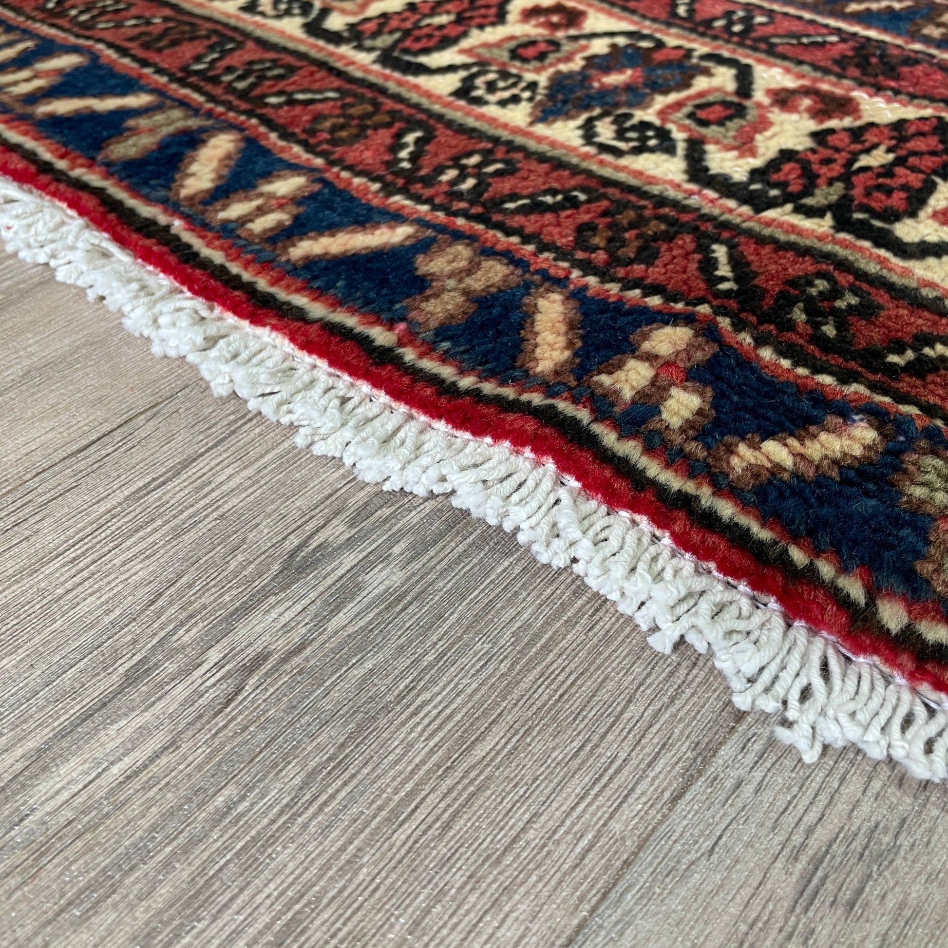 309 x 204 cm | Persian Hamadan Rug (Old 1970)