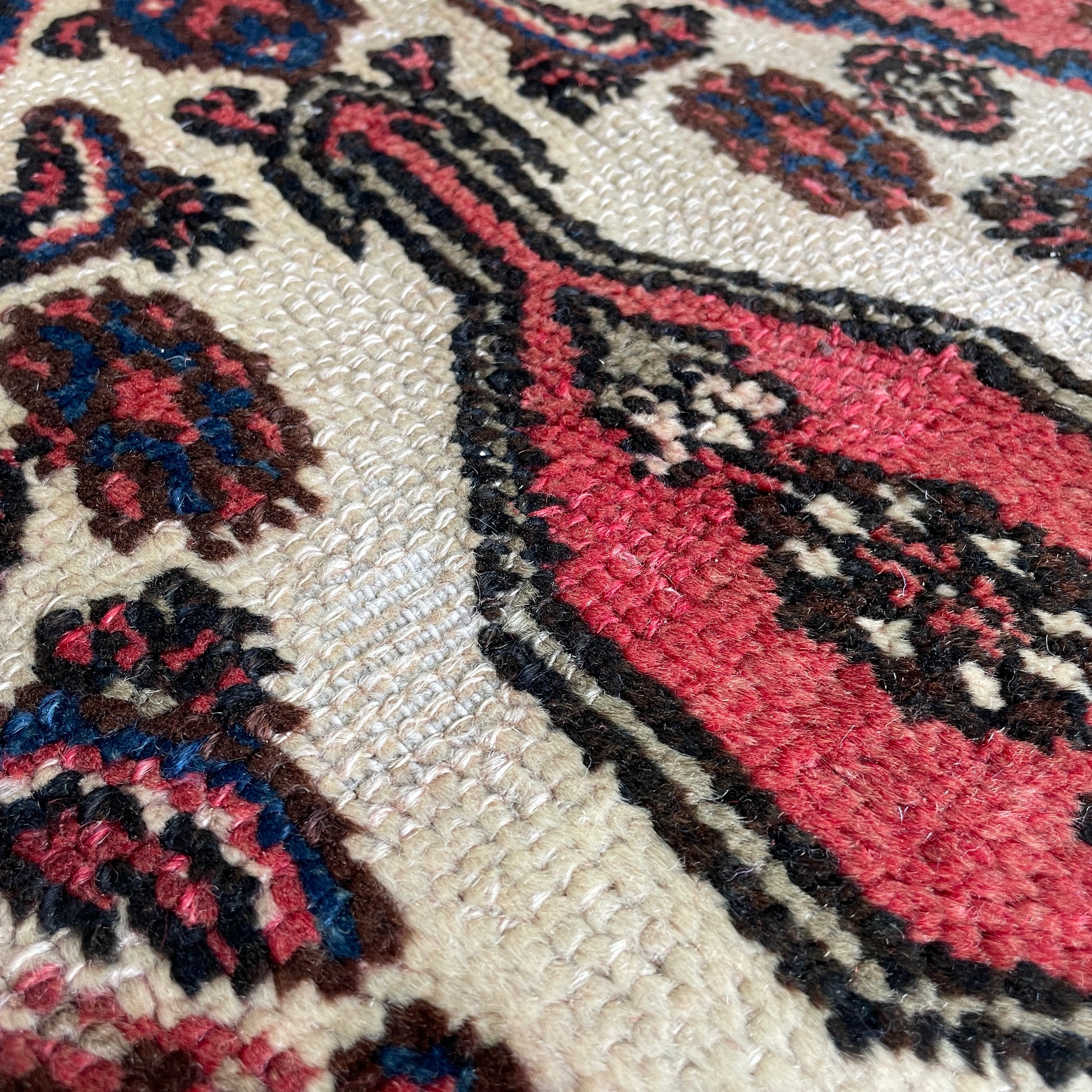309 x 204 cm | Persian Hamadan Rug (Old 1970)