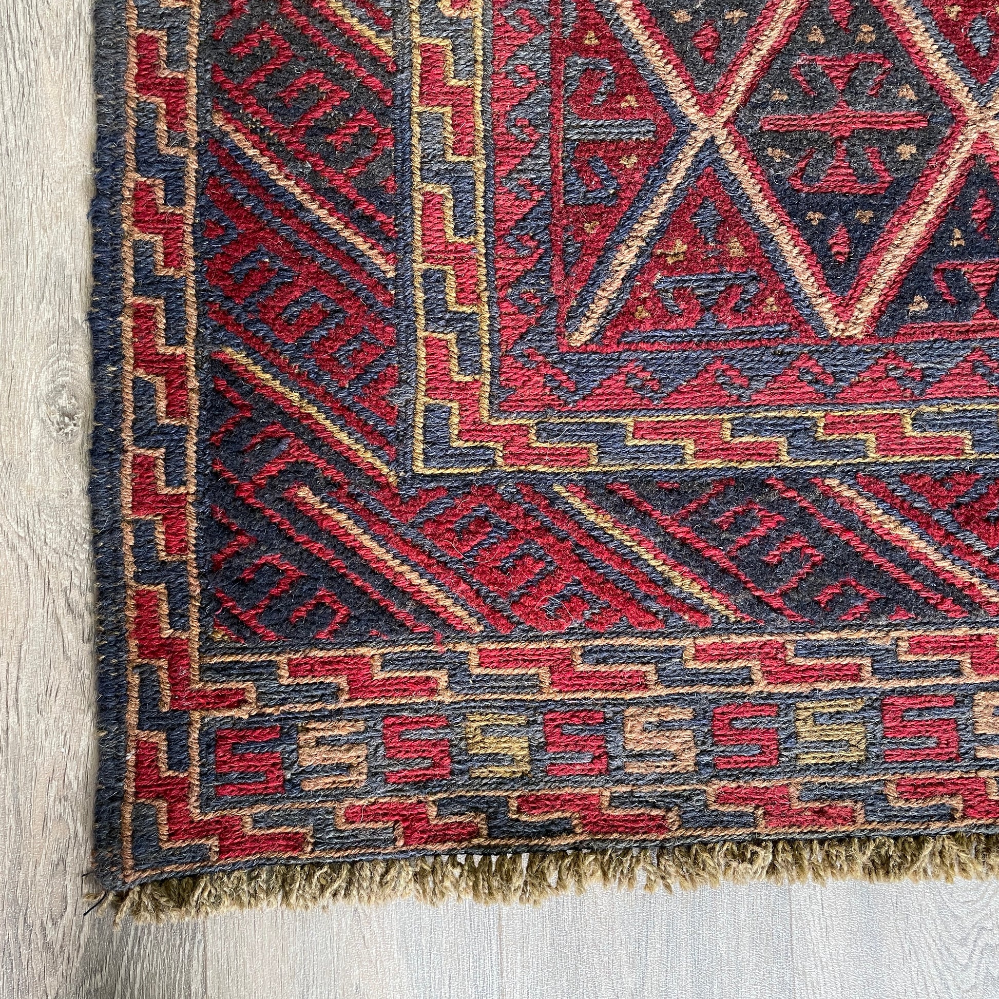194 x 150 cm | Afghan Mushwani Rug