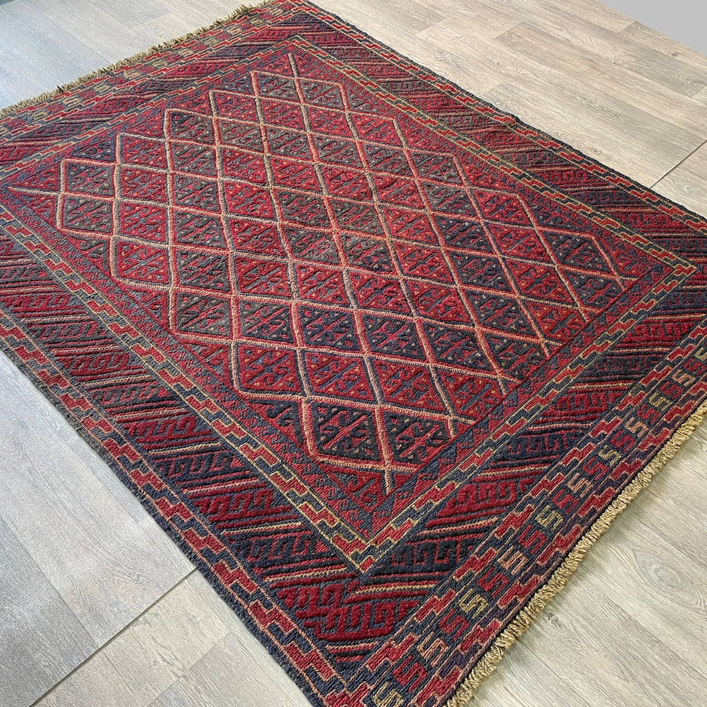 194 x 150 cm | Afghan Mushwani Rug