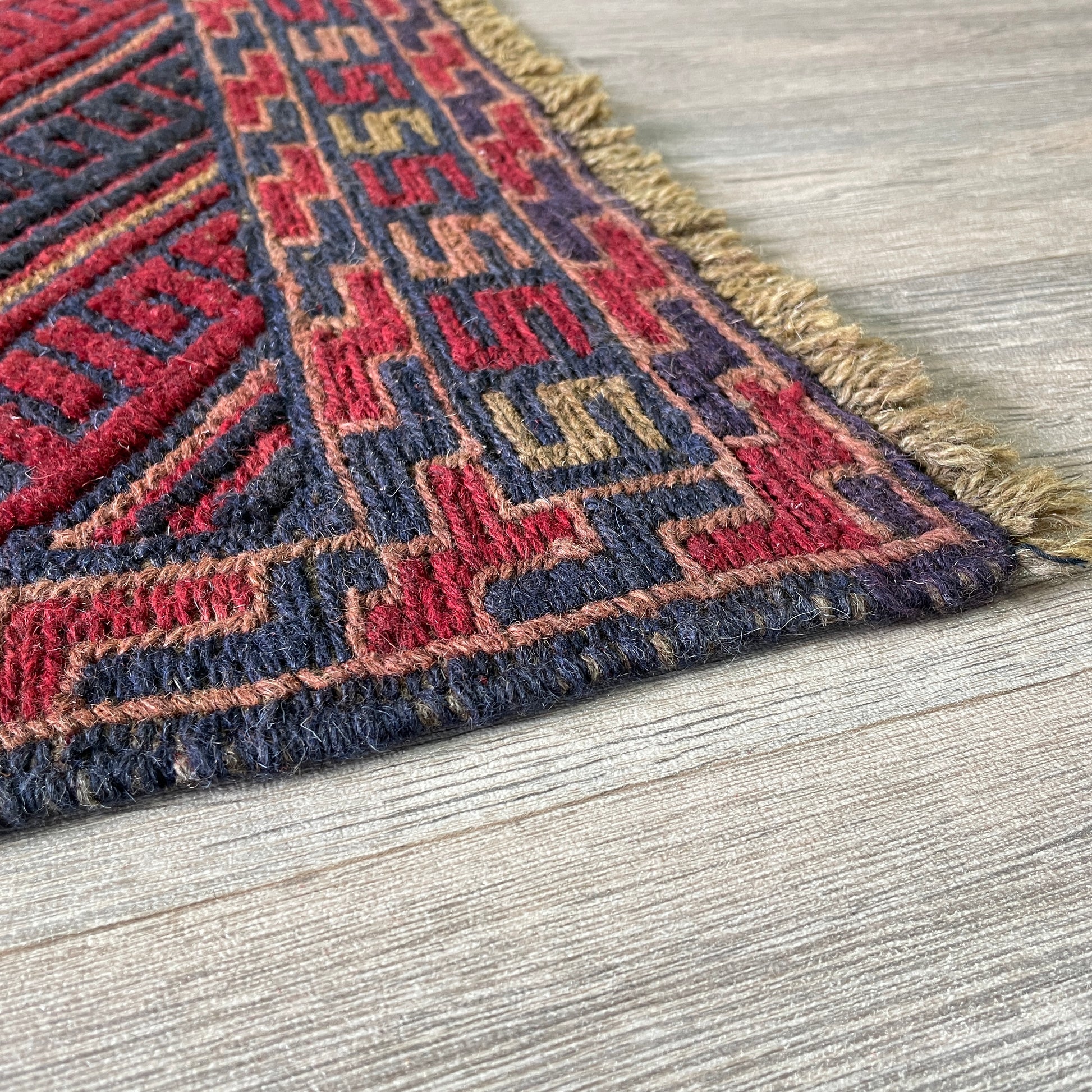 194 x 150 cm | Afghan Mushwani Rug