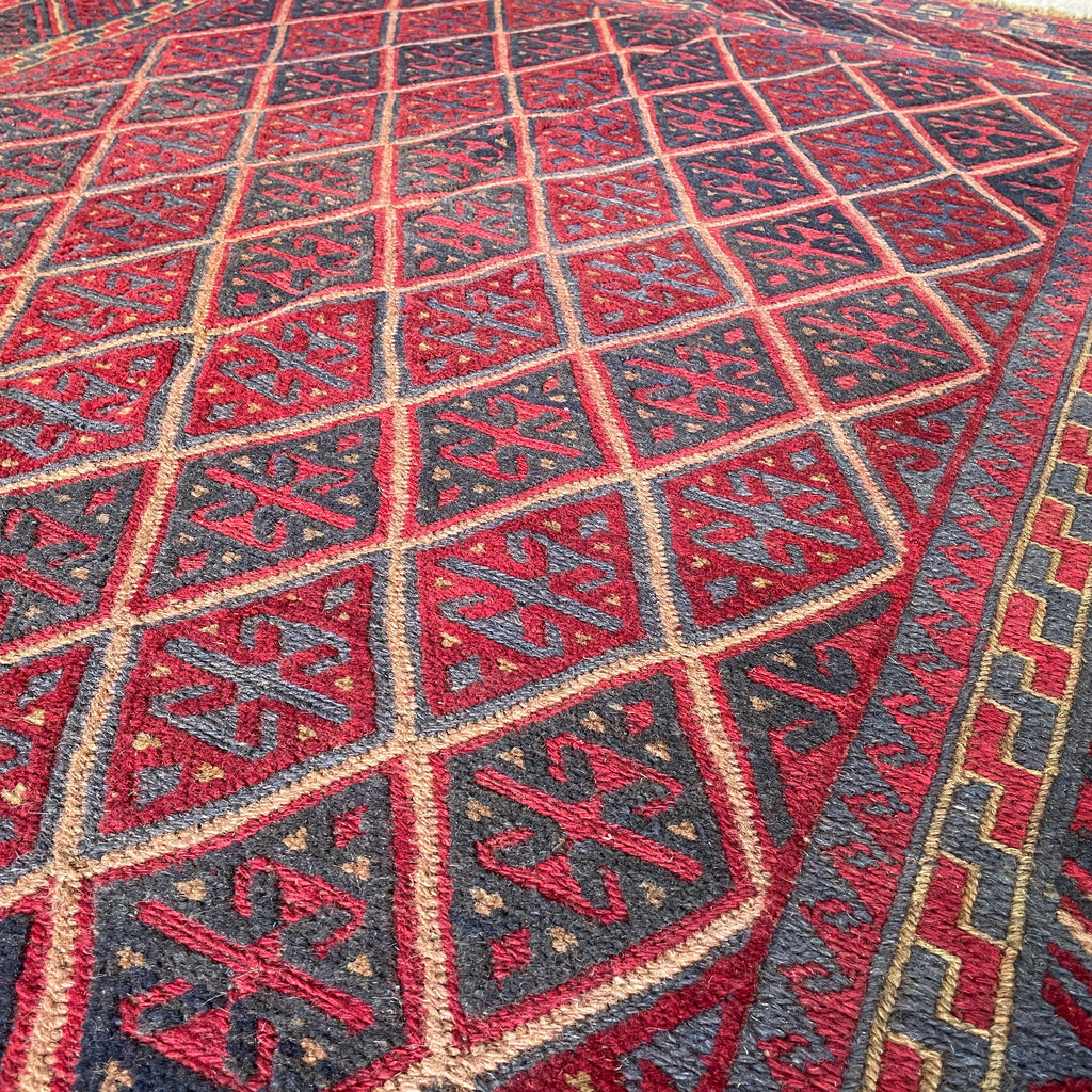194 x 150 cm | Afghan Mushwani Rug