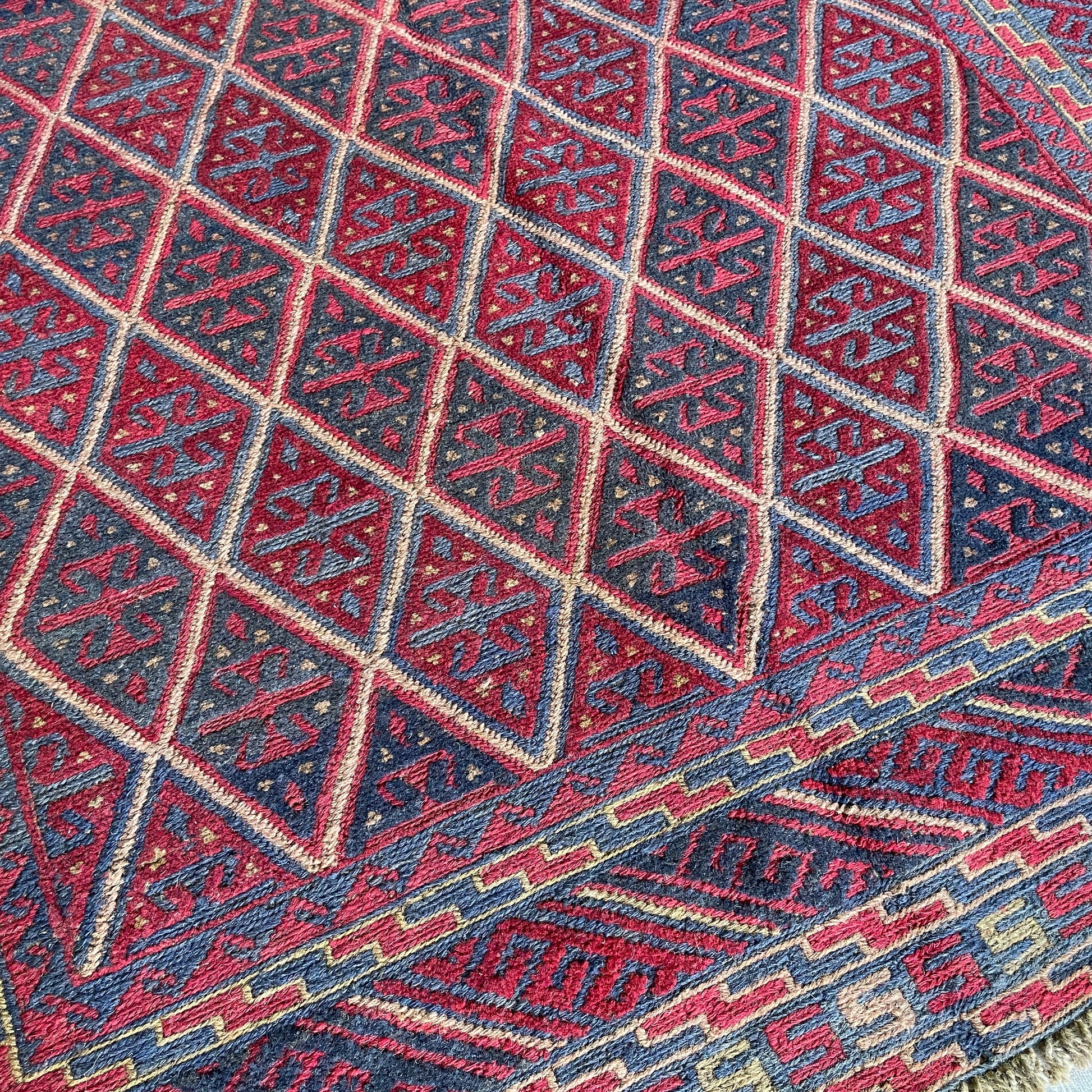 194 x 150 cm | Afghan Mushwani Rug