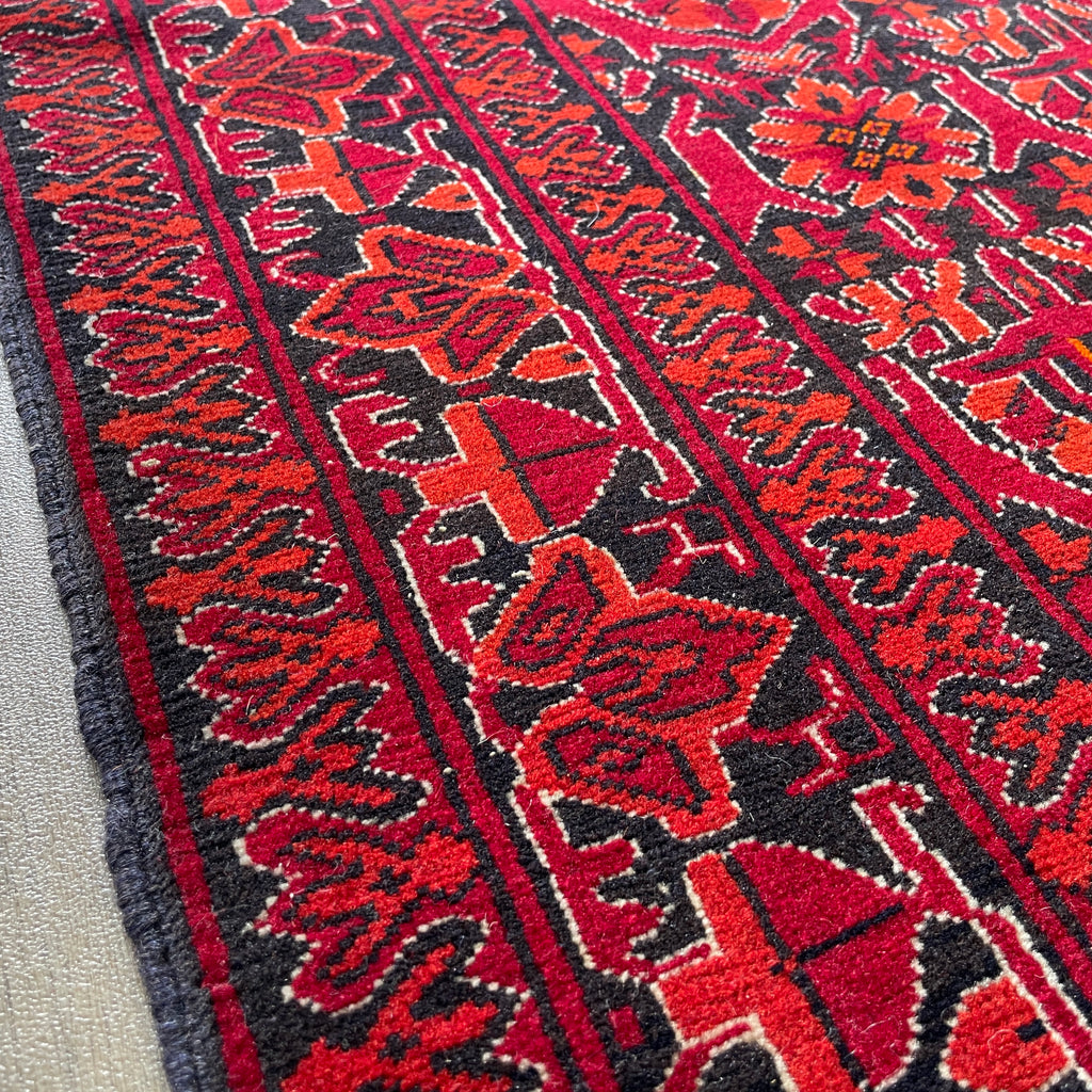 208 x 125 cm | Afghan Gul-Bagh Rug (Old 1990)