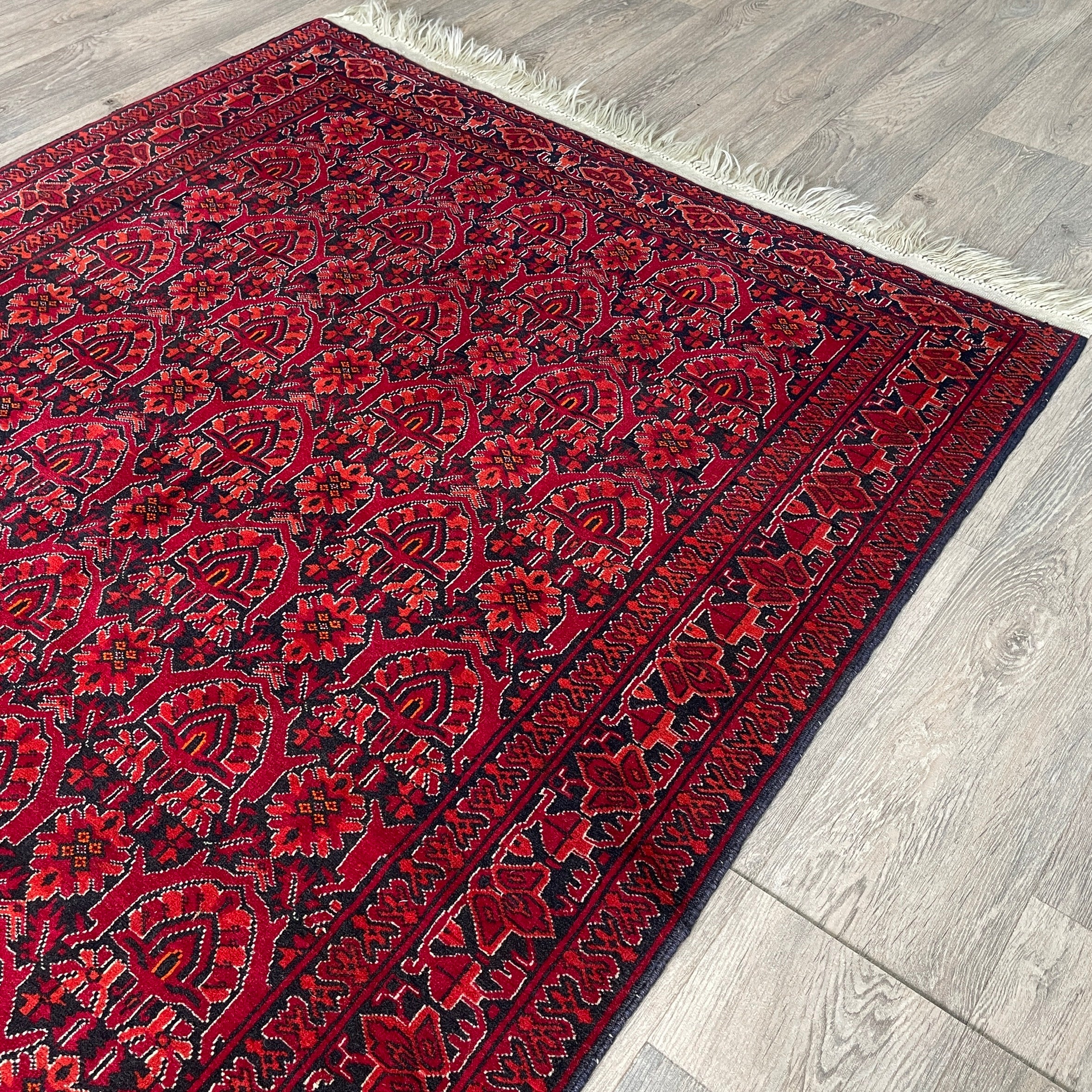 208 x 125 cm | Afghan Gul-Bagh Rug (Old 1990)