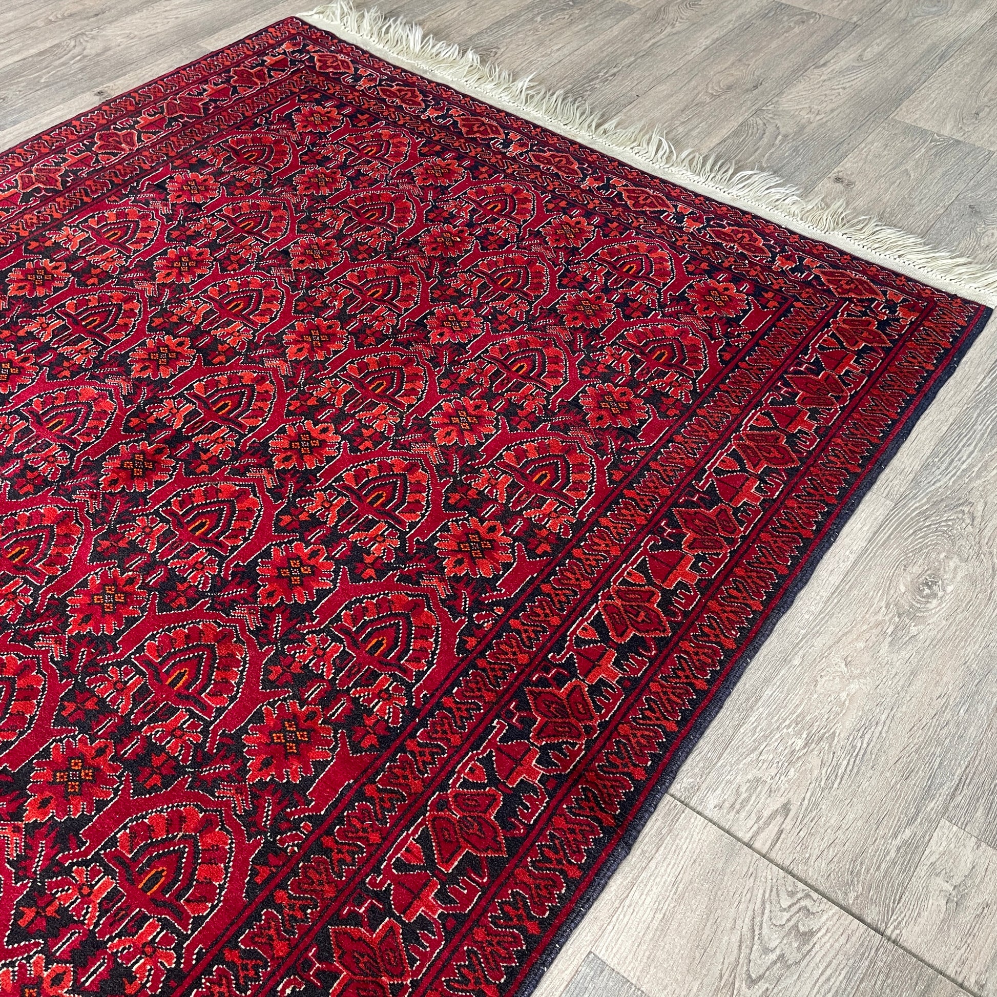 208 x 125 cm | Afghan Gul-Bagh Rug (Old 1990)