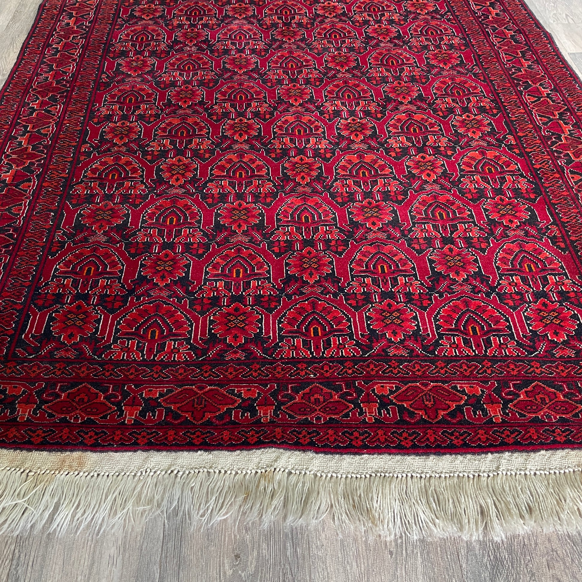 208 x 125 cm | Afghan Gul-Bagh Rug (Old 1990)