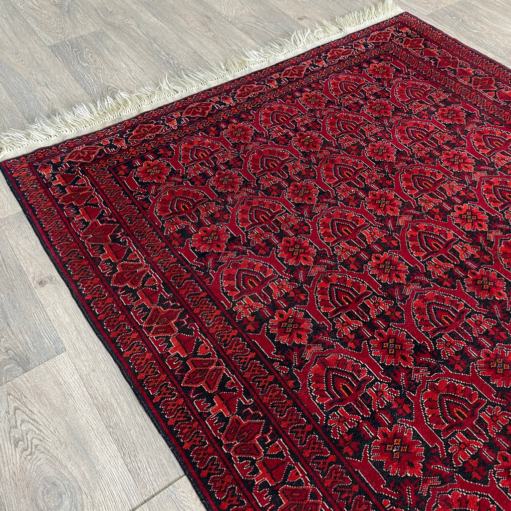 208 x 125 cm | Afghan Gul-Bagh Rug (Old 1990)