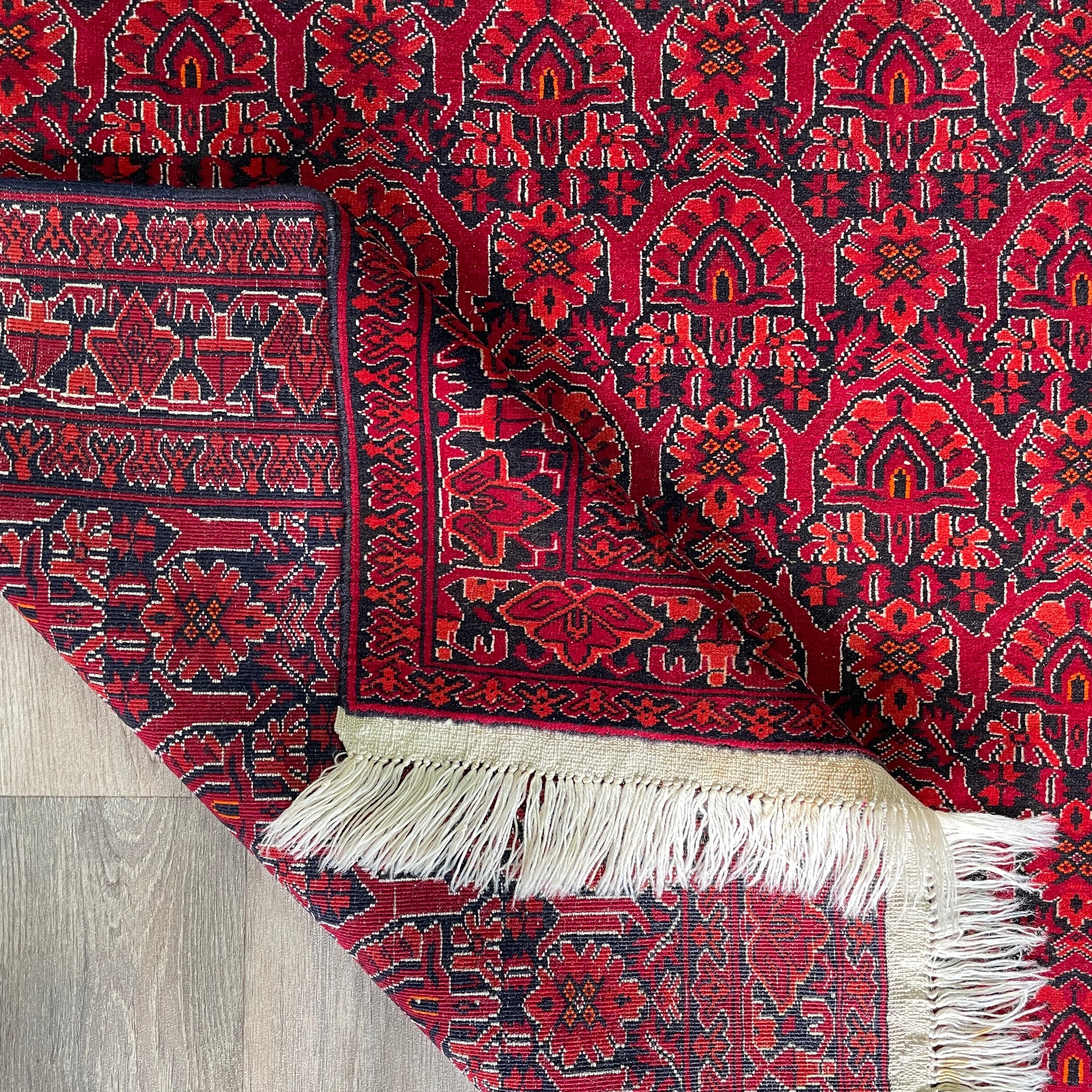 208 x 125 cm | Afghan Gul-Bagh Rug (Old 1990)