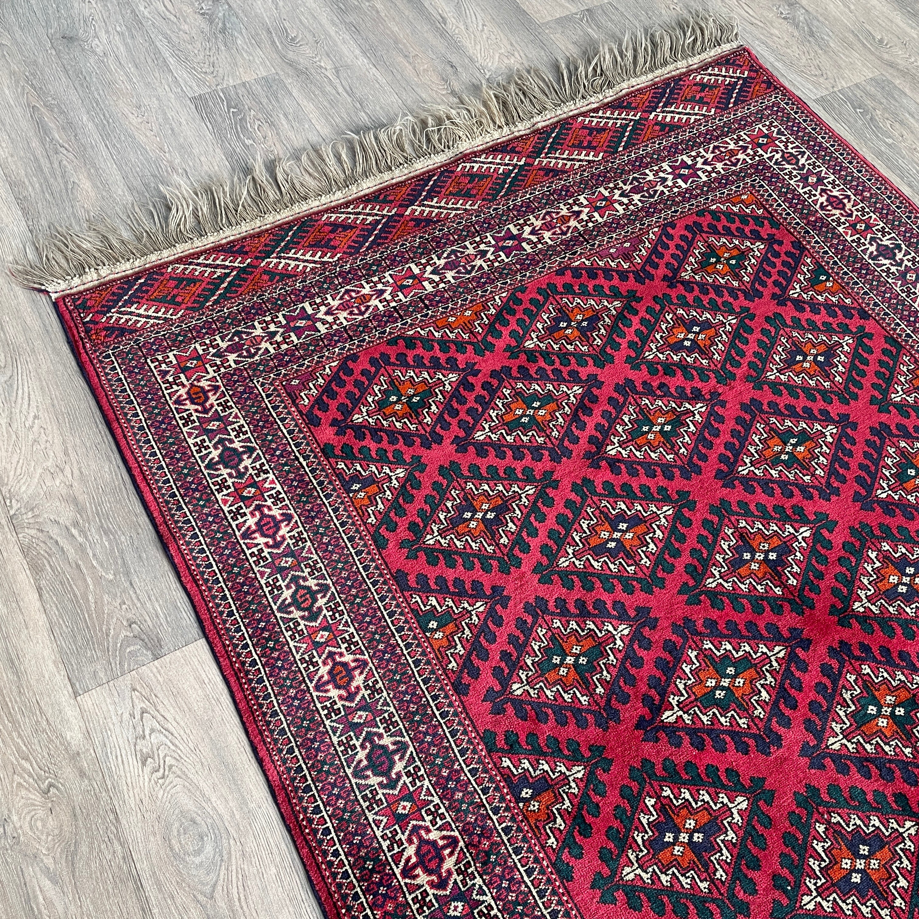 Turkmen Yomut Rug