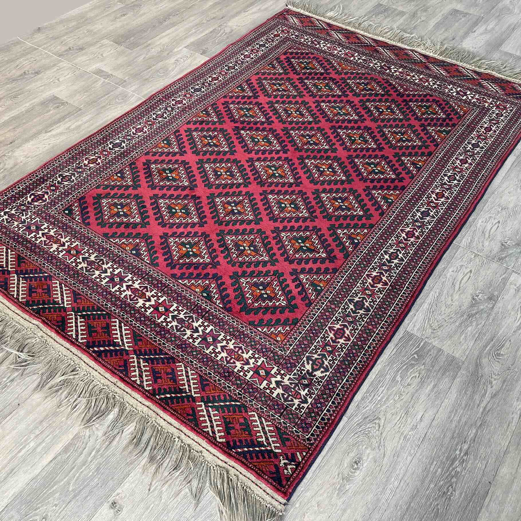 Turkmen Yomut Rug