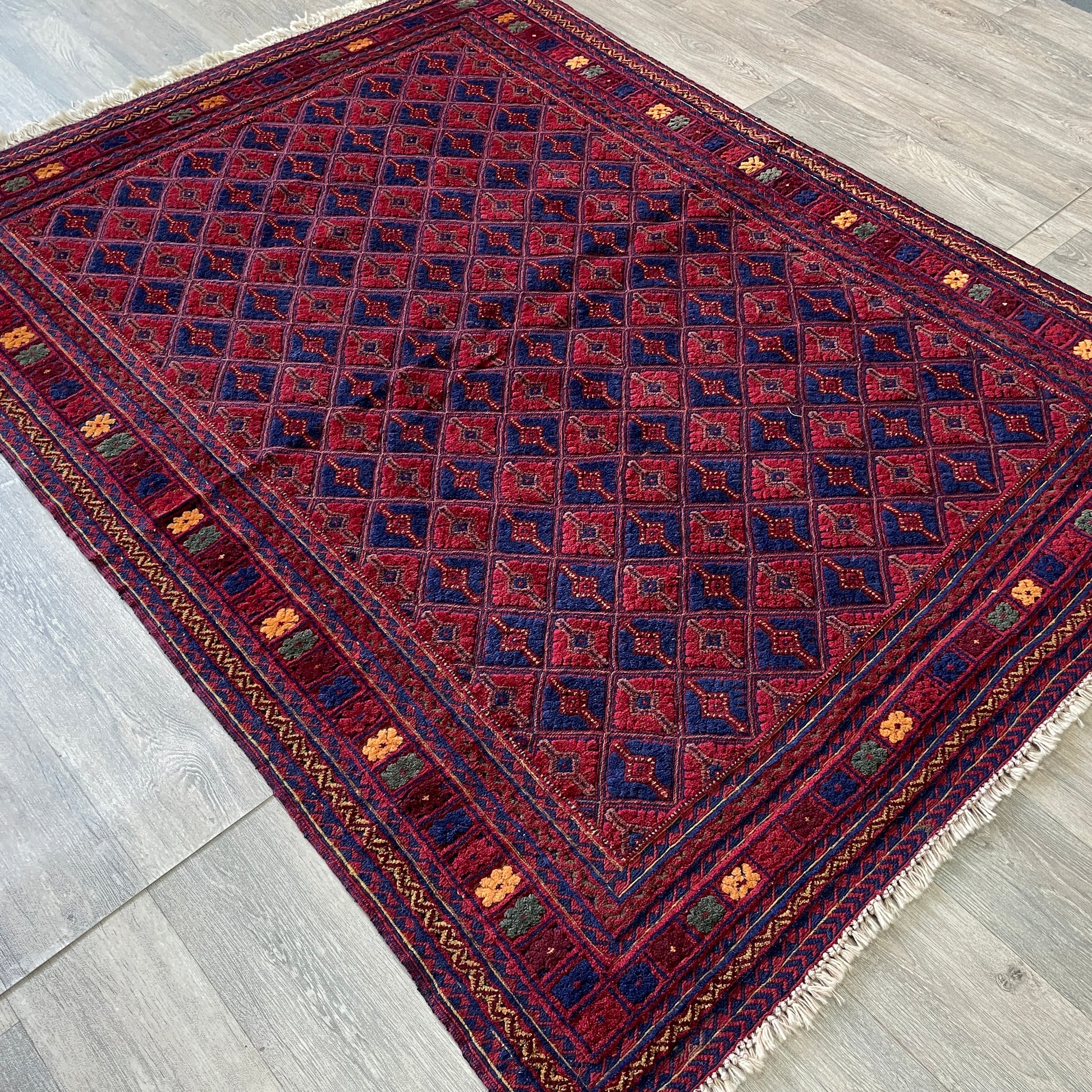 202 x 149 cm | Afghan Fine Mushwani Rug