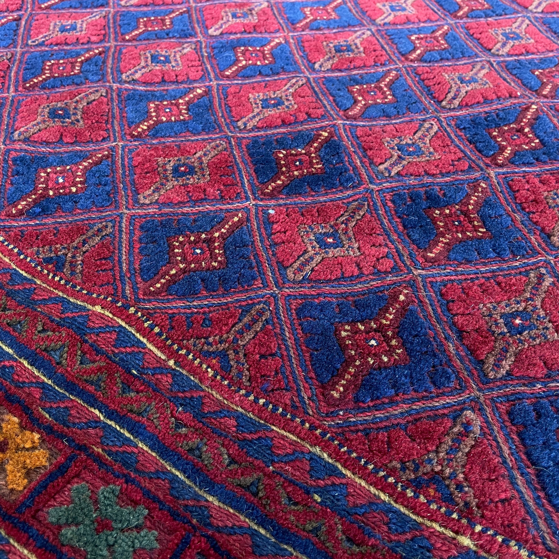 202 x 149 cm | Afghan Fine Mushwani Rug