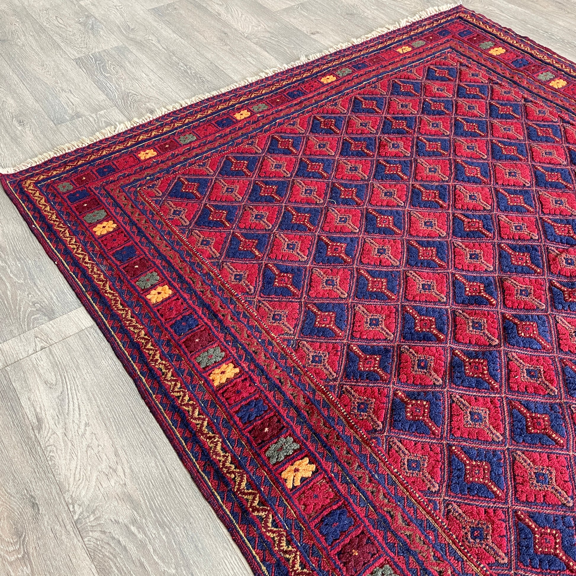 202 x 149 cm | Afghan Fine Mushwani Rug