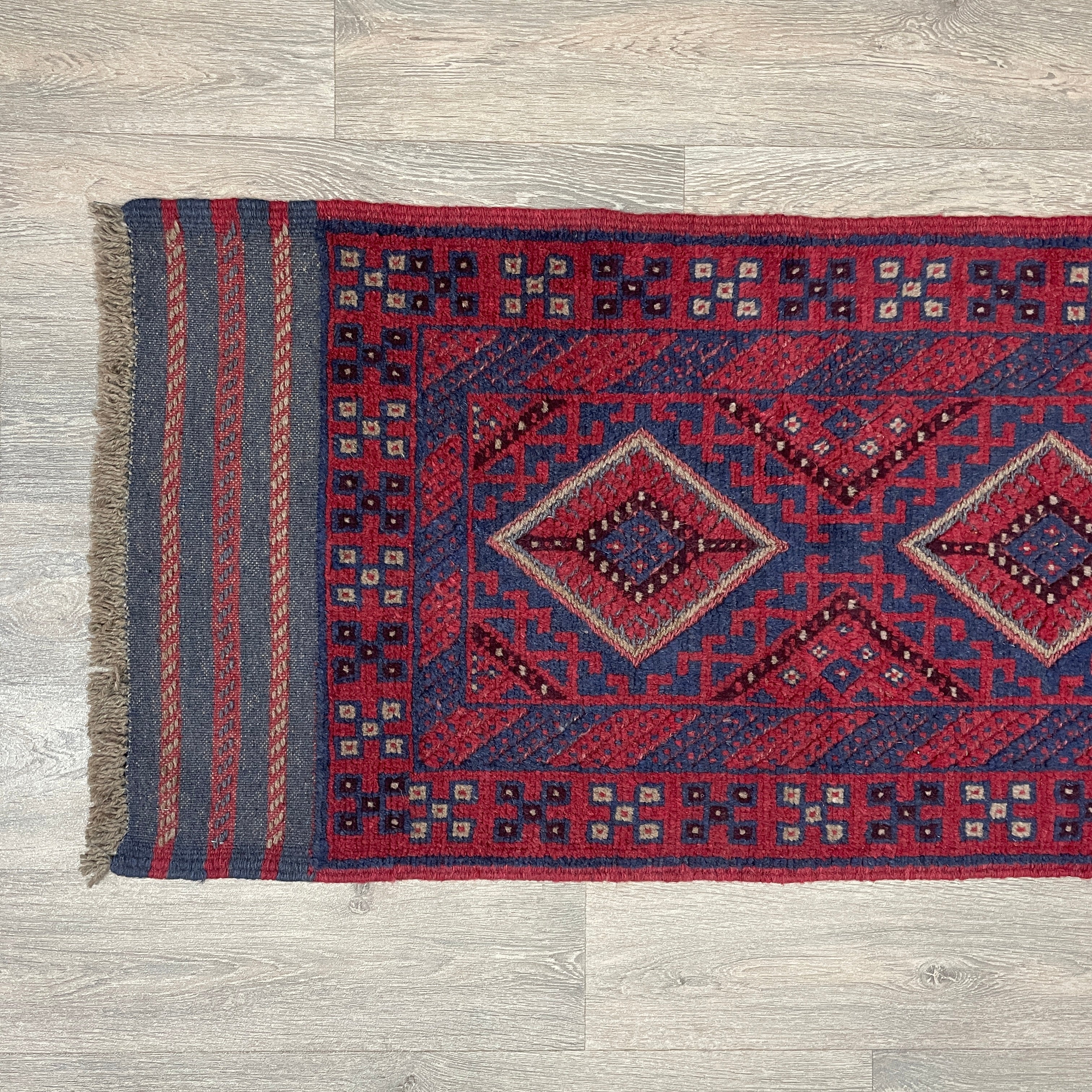 Afghan Mushwani Runner