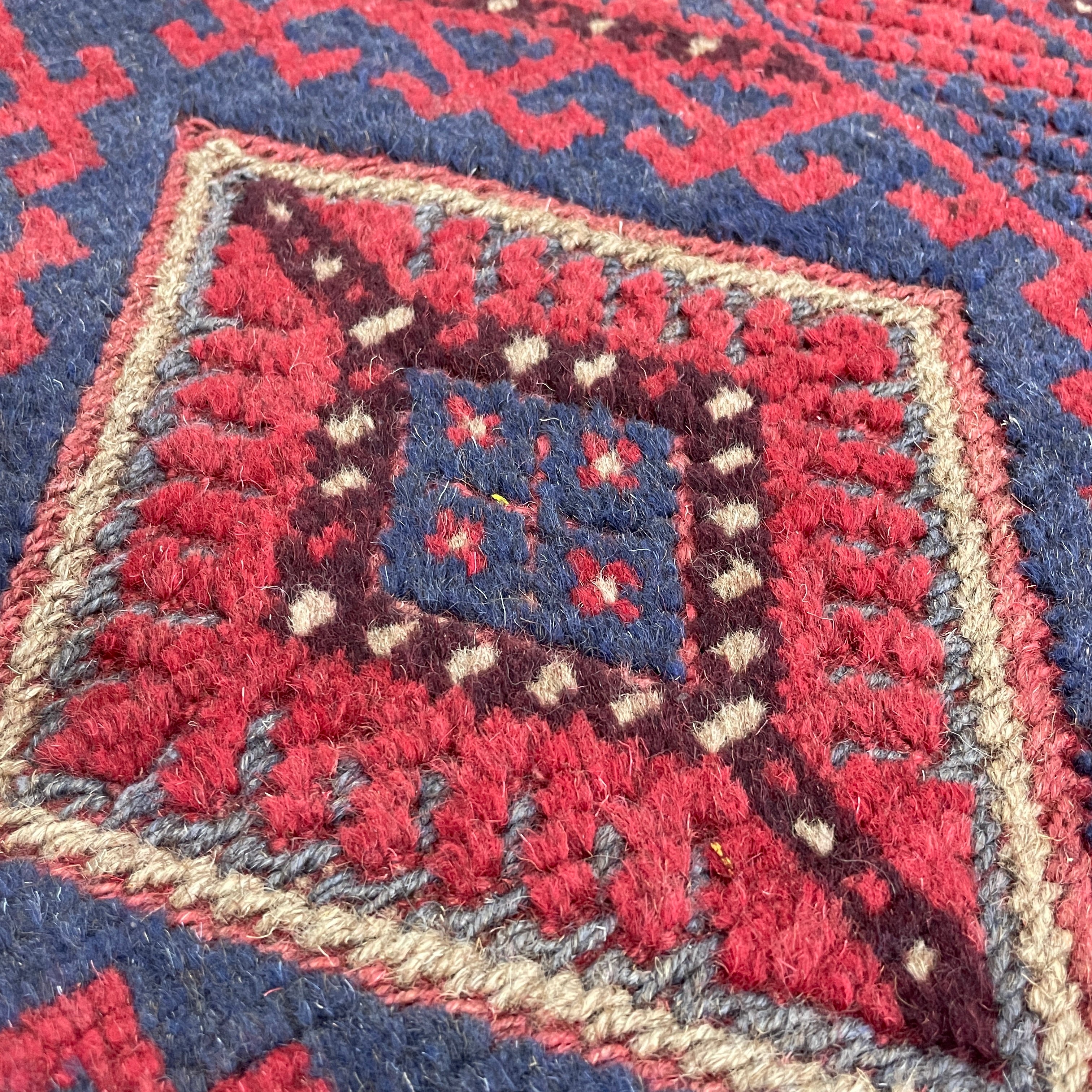 Afghan Mushwani Runner