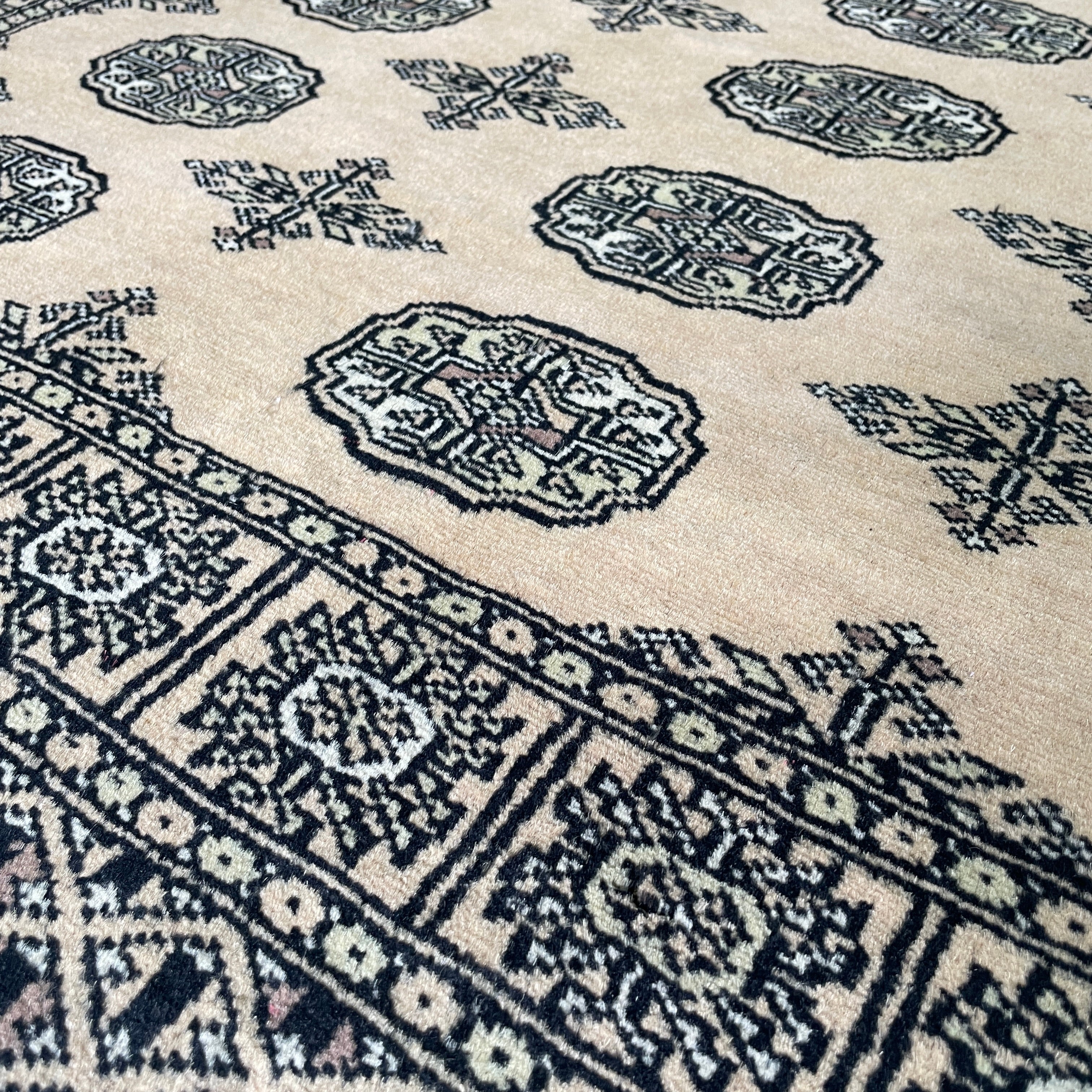 Afghan Bokhara Rug