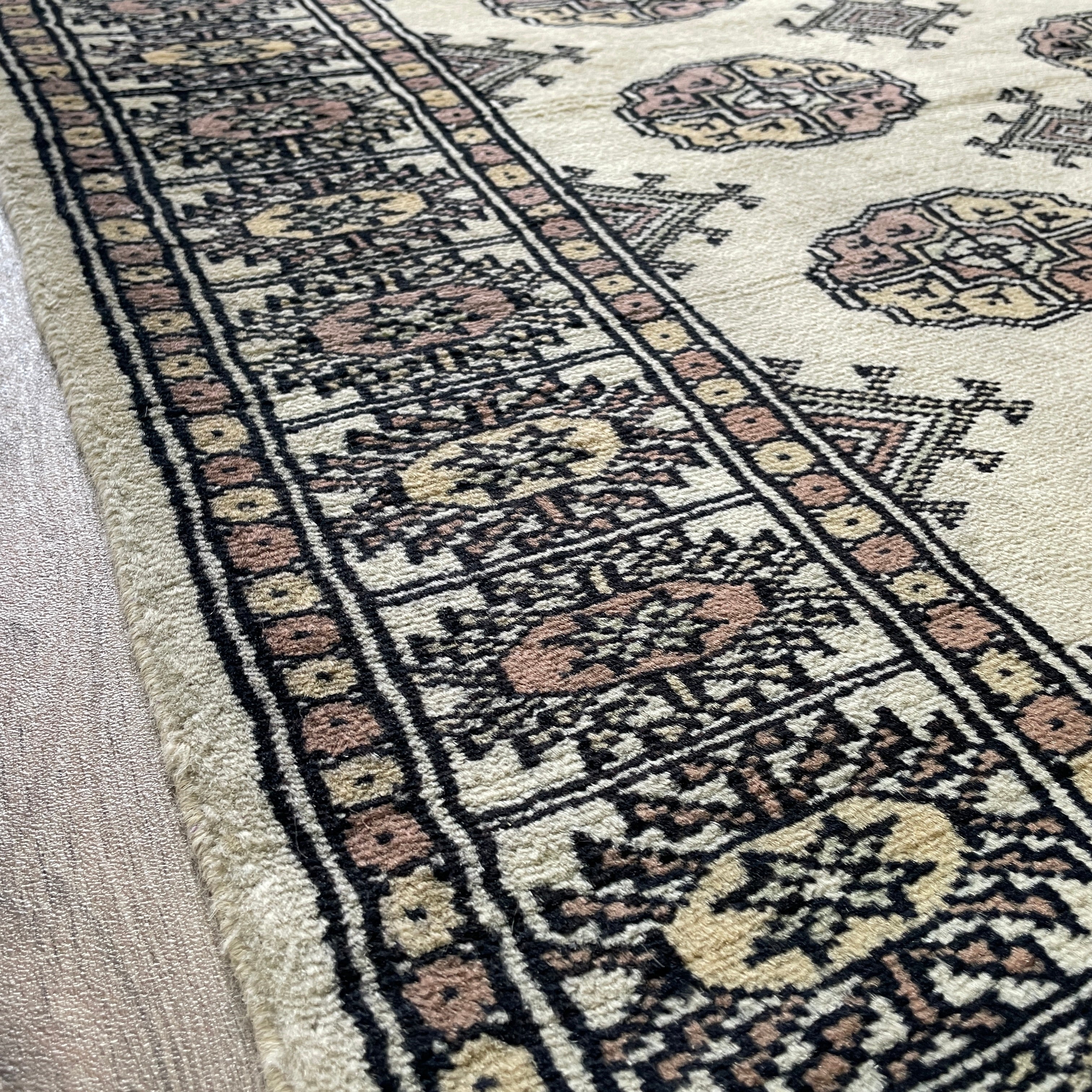 Afghan Bokhara Rug